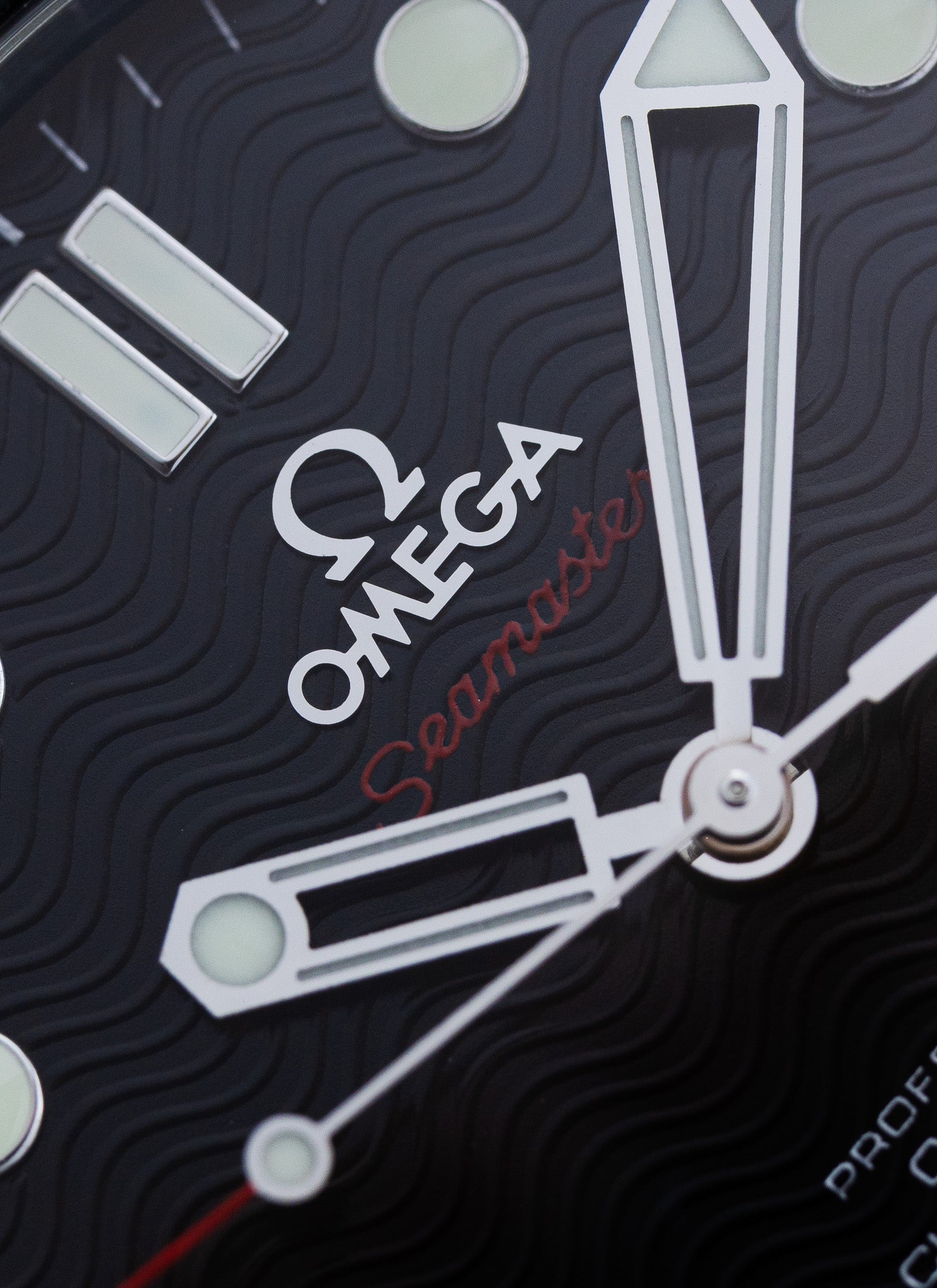 2000s Omega Seamaster 300m 212.30.41.20.01.002 cal. 2500 Serviced