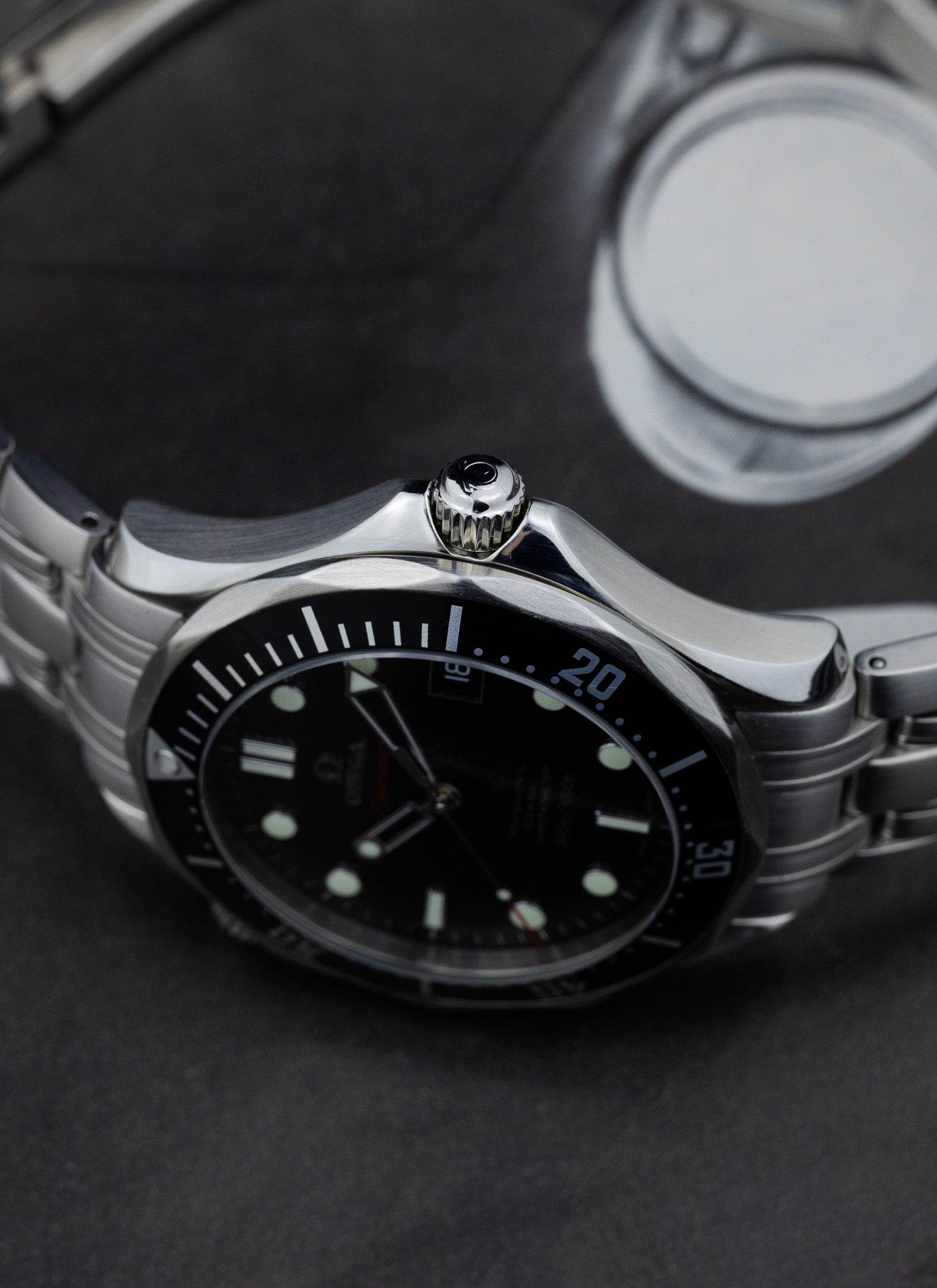 2000s Omega Seamaster 300m 212.30.41.20.01.002 cal. 2500 Serviced