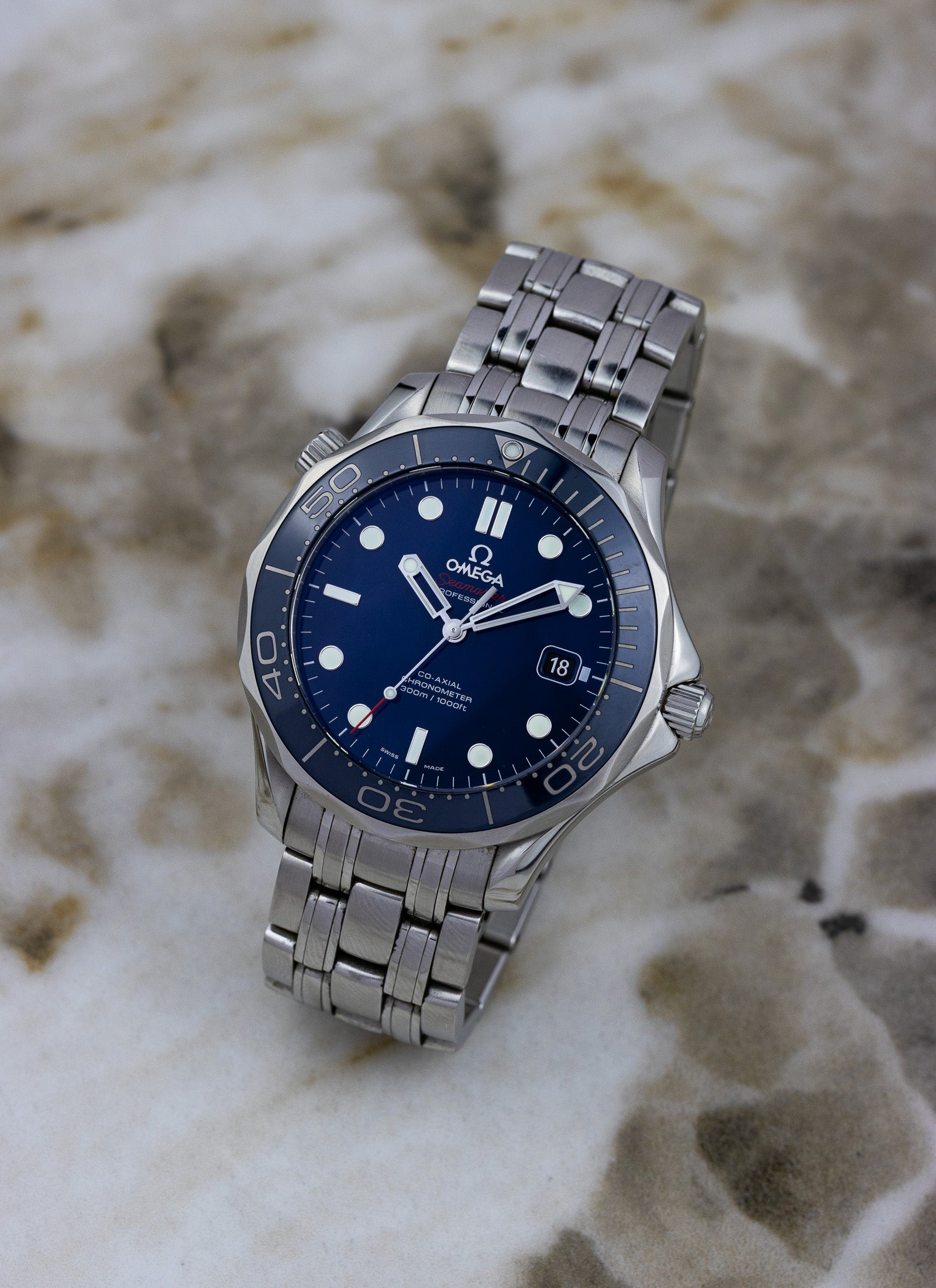 2013 Omega Seamaster 300m 212.30.41.20.03.001 cal. 2500 Full Set