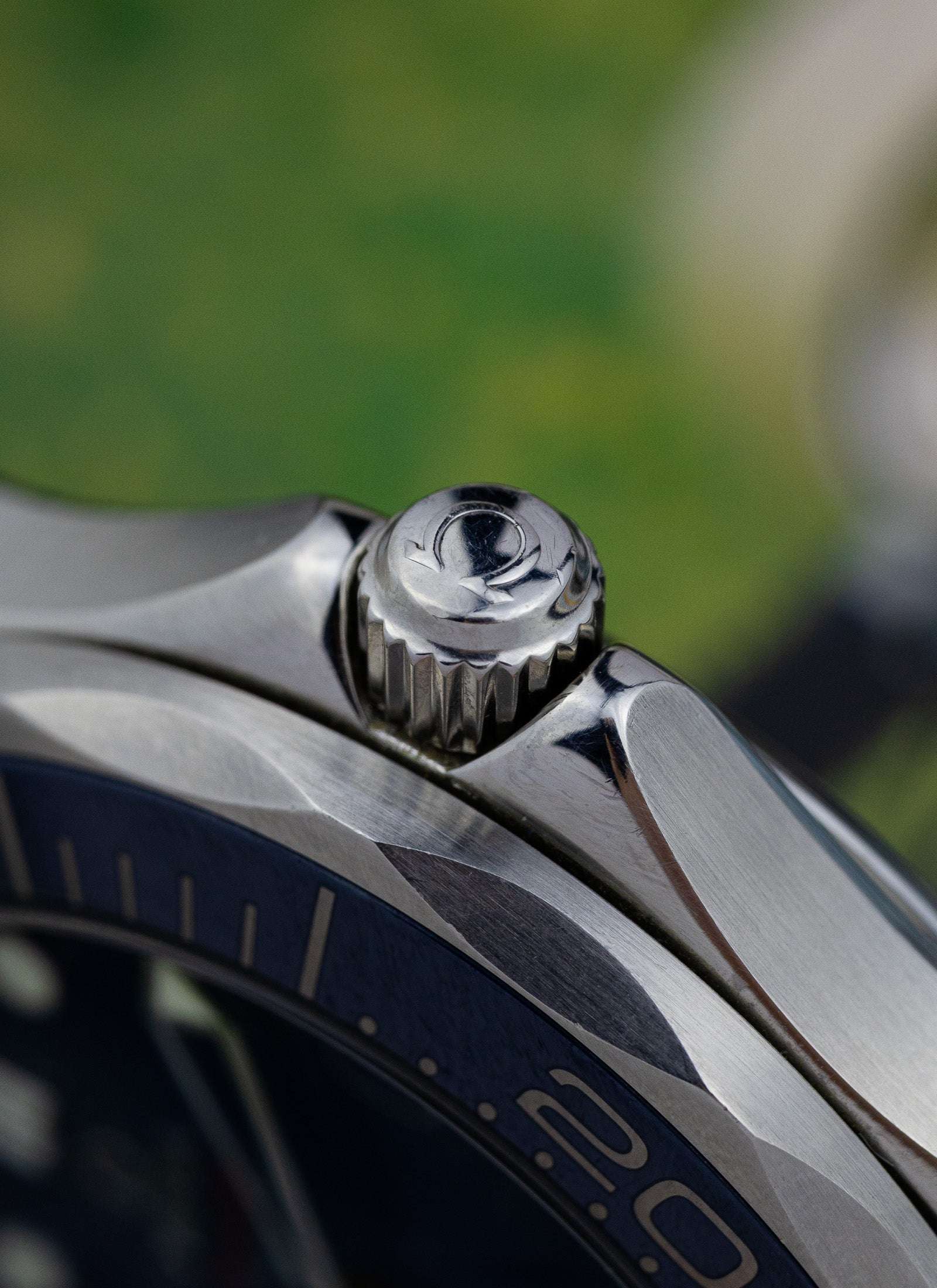 2013 Omega Seamaster 300m 212.30.41.20.03.001 cal. 2500 Full Set