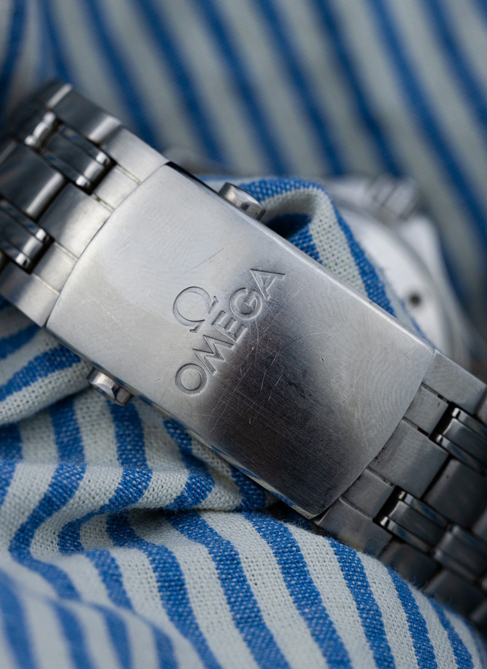 2013 Omega Seamaster 300m 212.30.41.20.03.001 cal. 2500 Full Set