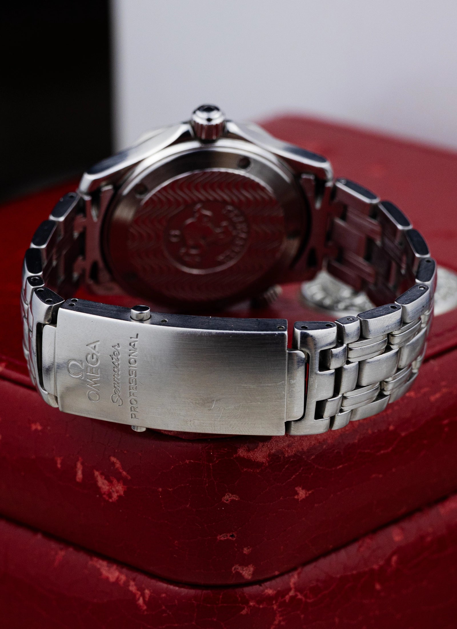 1998 Omega Seamaster 300M Ref. 2561.80.00 Bond Mid-Size