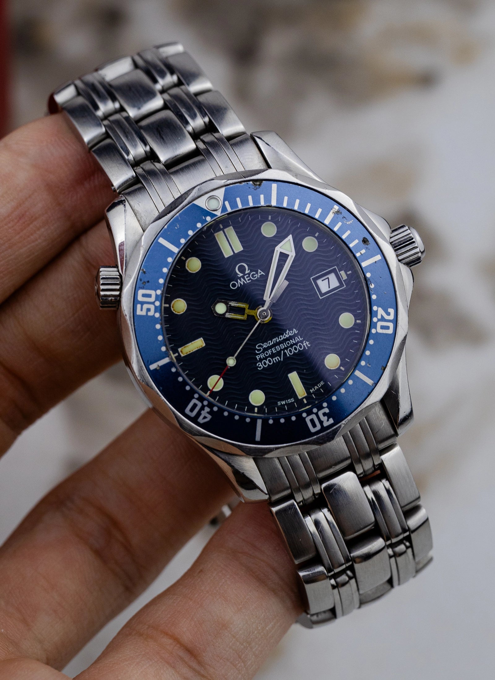 1998 Omega Seamaster 300M Ref. 2561.80.00 Bond Mid-Size