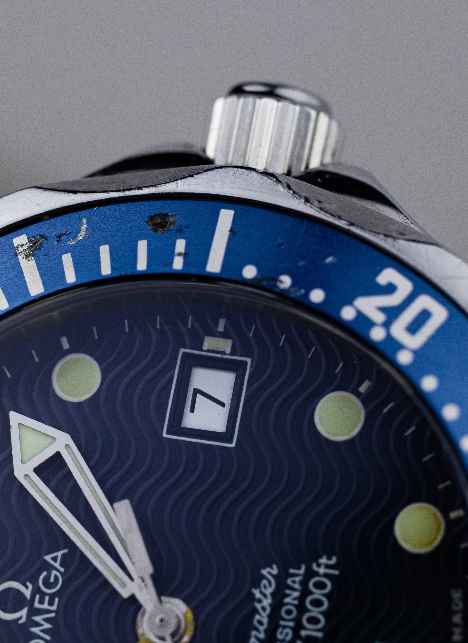 1998 Omega Seamaster 300M Ref. 2561.80.00 Bond Mid-Size