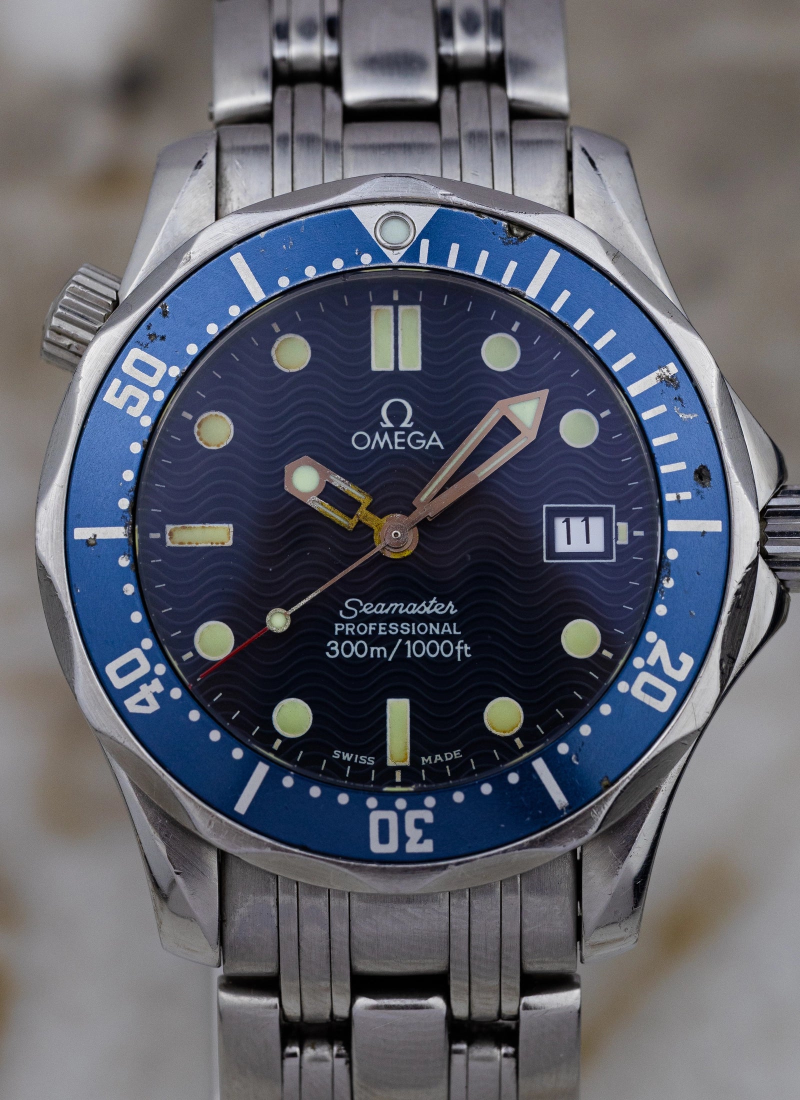 1998 Omega Seamaster 300M Ref. 2561.80.00 Bond Mid-Size
