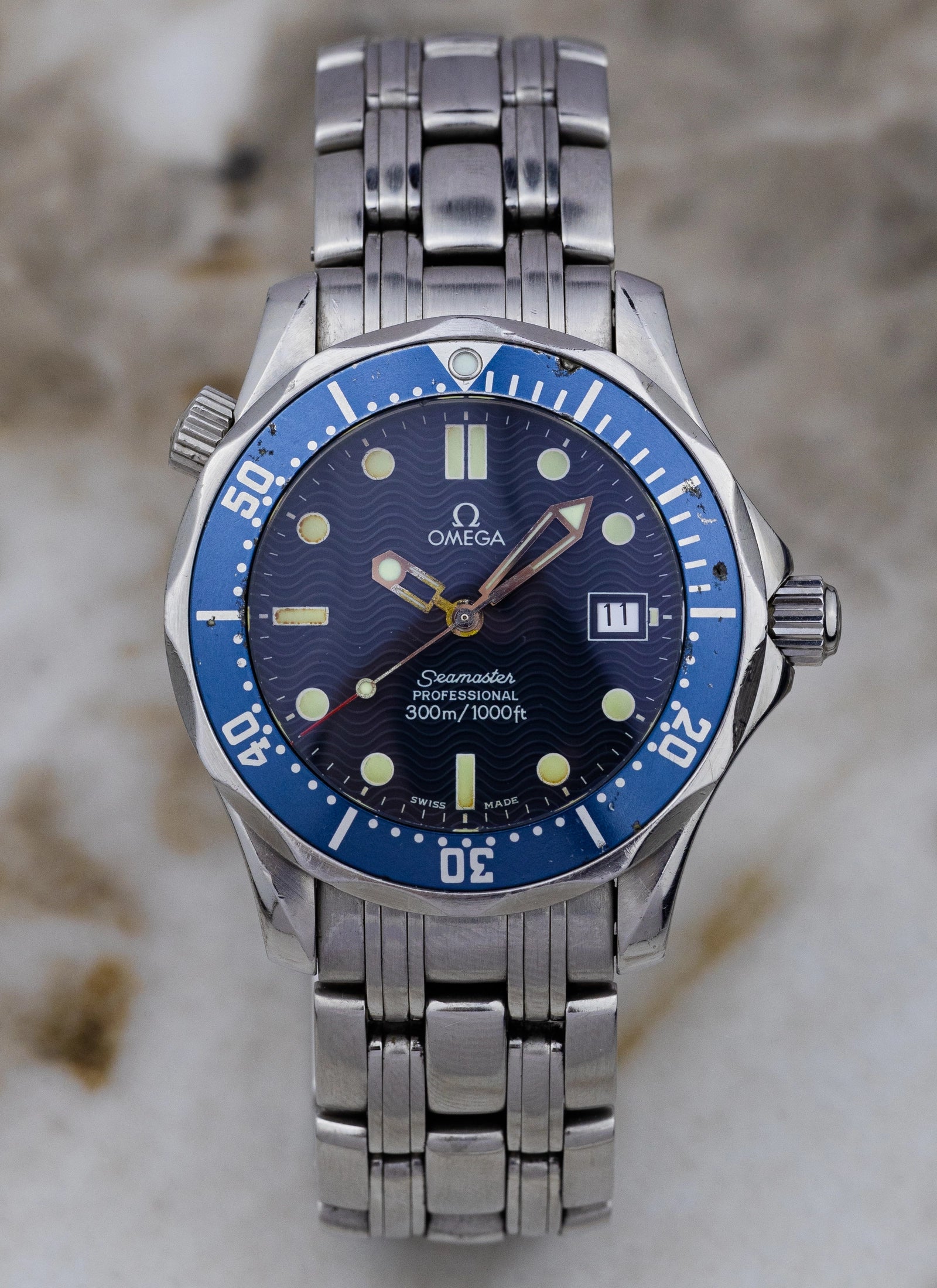 1998 Omega Seamaster 300M Ref. 2561.80.00 Bond Mid-Size