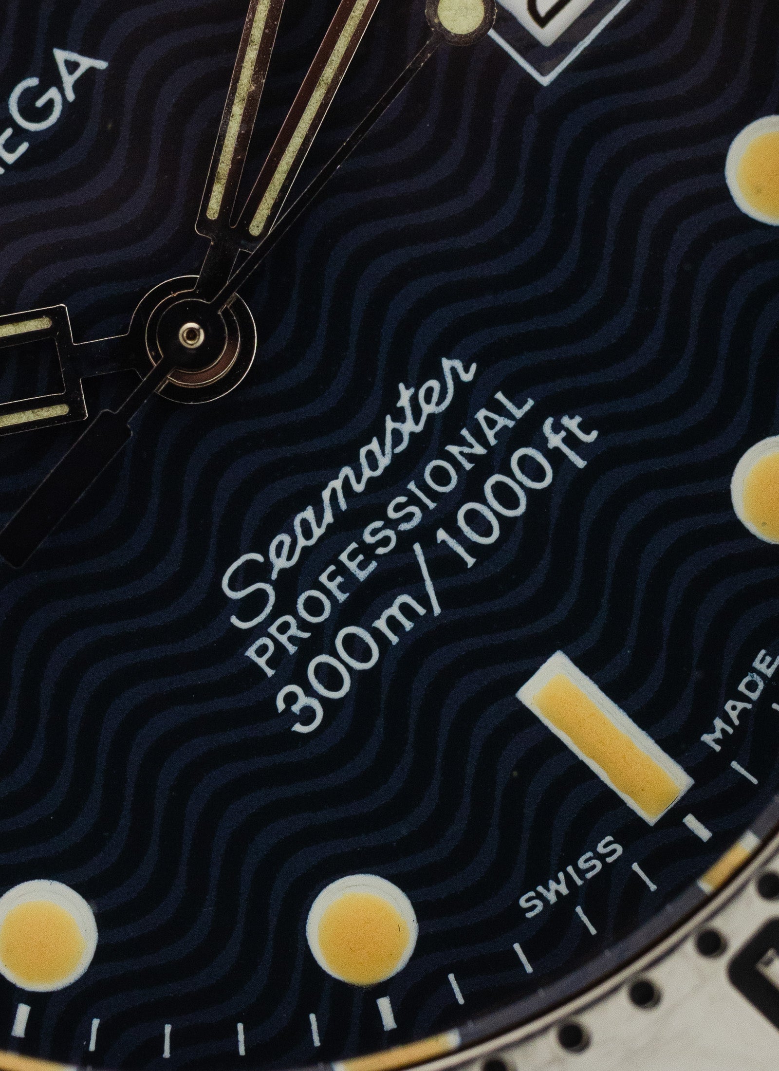 1993 Omega Seamaster Professional 300m Mid Size 2562.80 Box