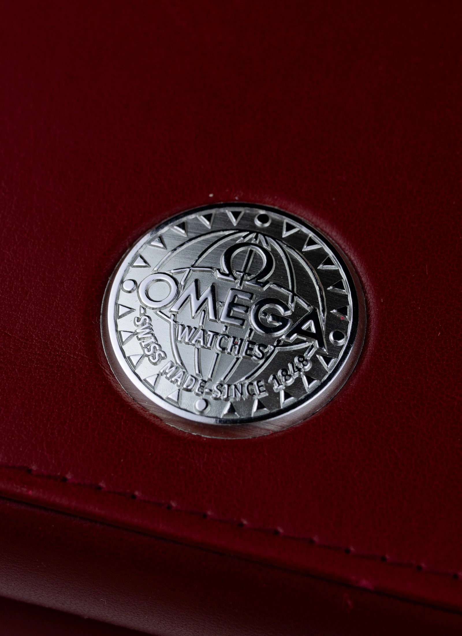 2000s Omega Speedmaster Date SPA 3513.50 Box