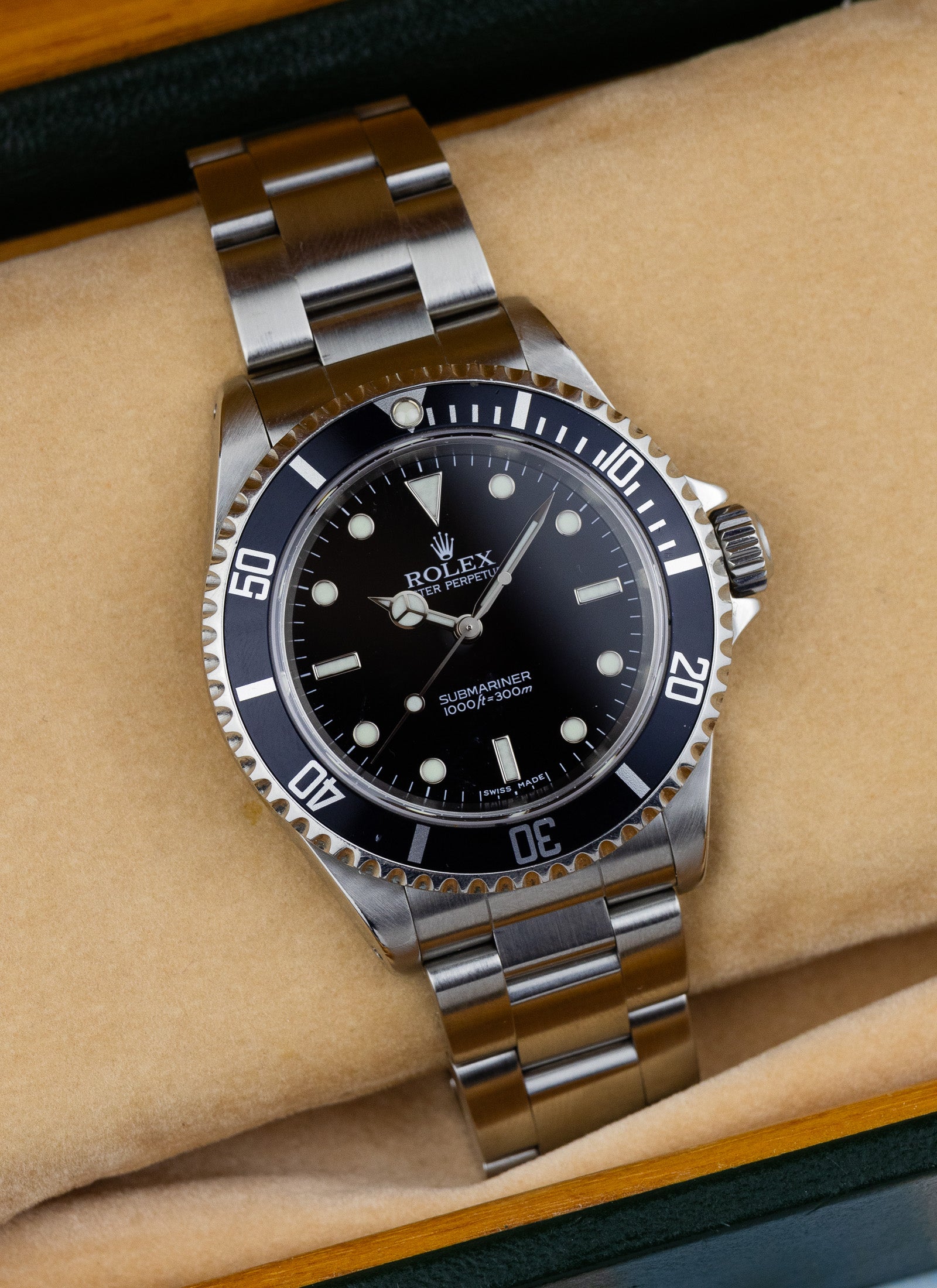 2005/2006 Rolex Submariner No Date 14060M Box