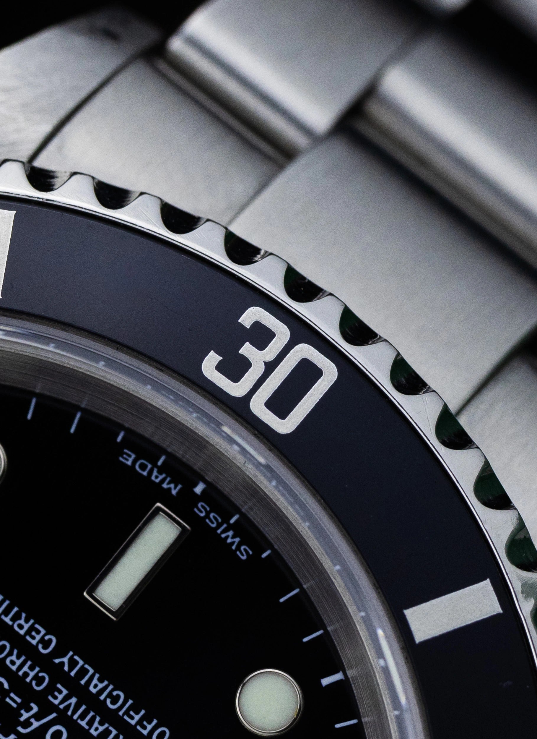 2000 Rolex Submariner Date 16610 Full Set