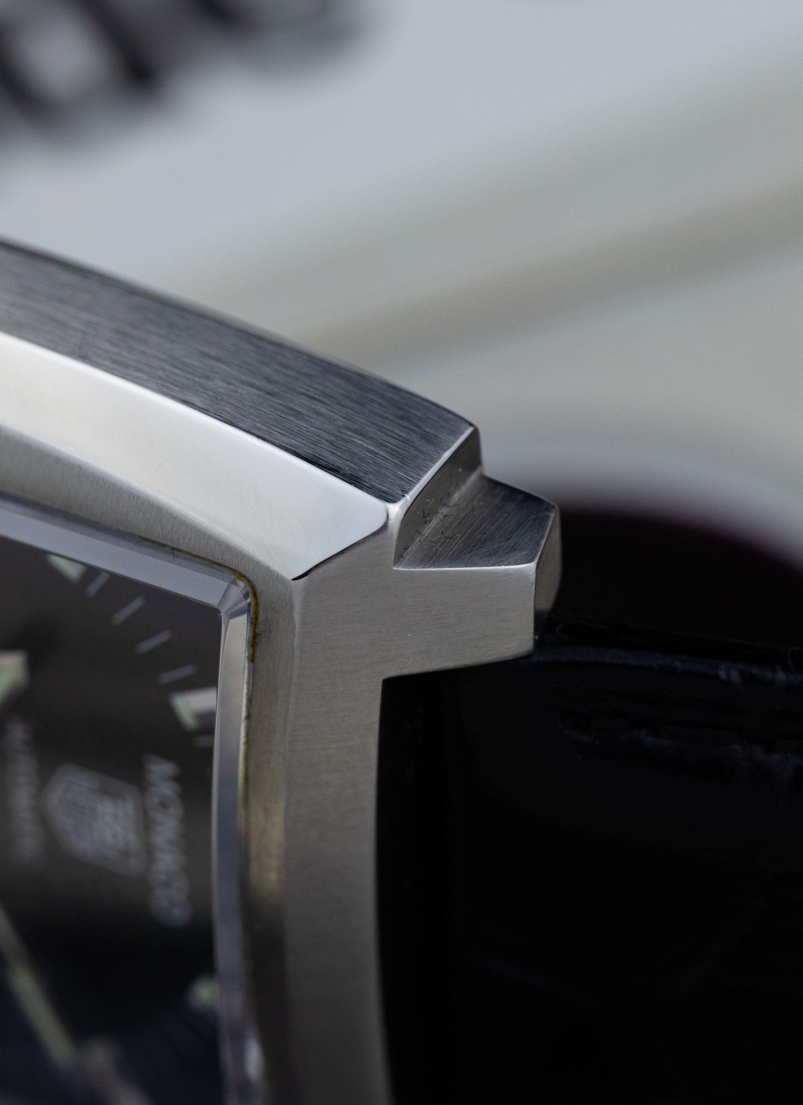 2007 Tag Heuer Monaco Calibre 6 WW2110 Full Set