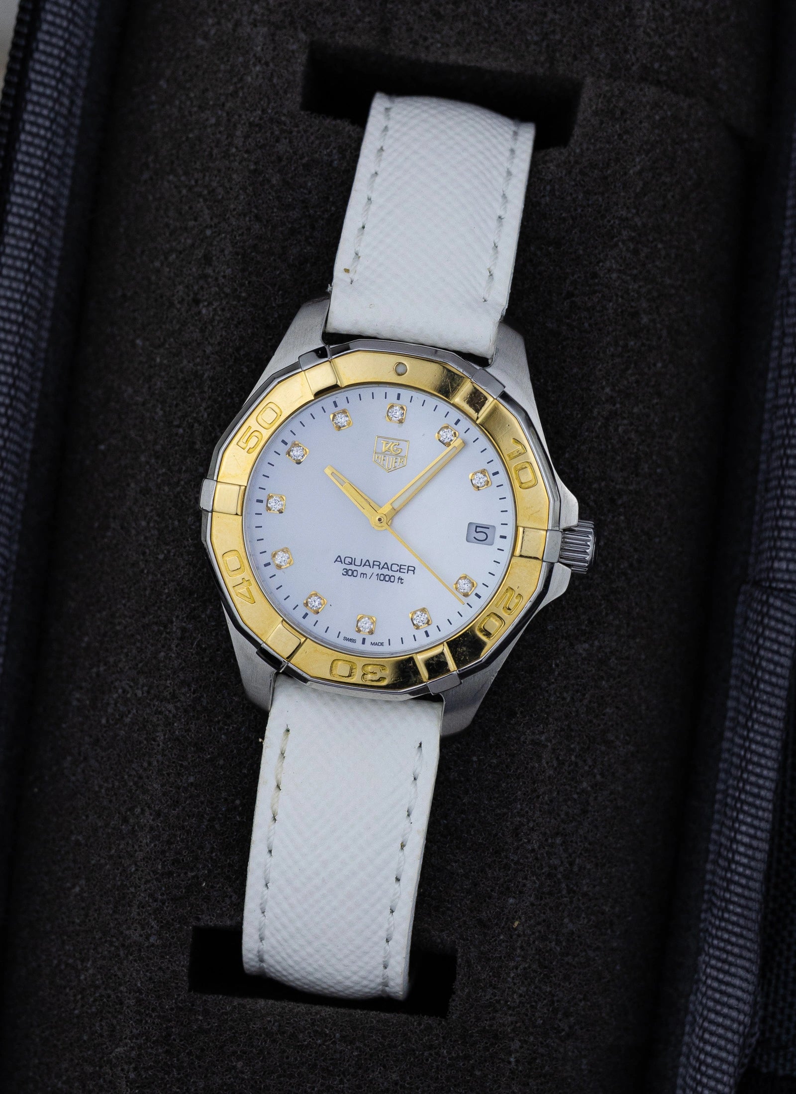 2000s Lady Tag Heuer Aquaracer MOP Diamonds Dial WAY1351 Travel Box