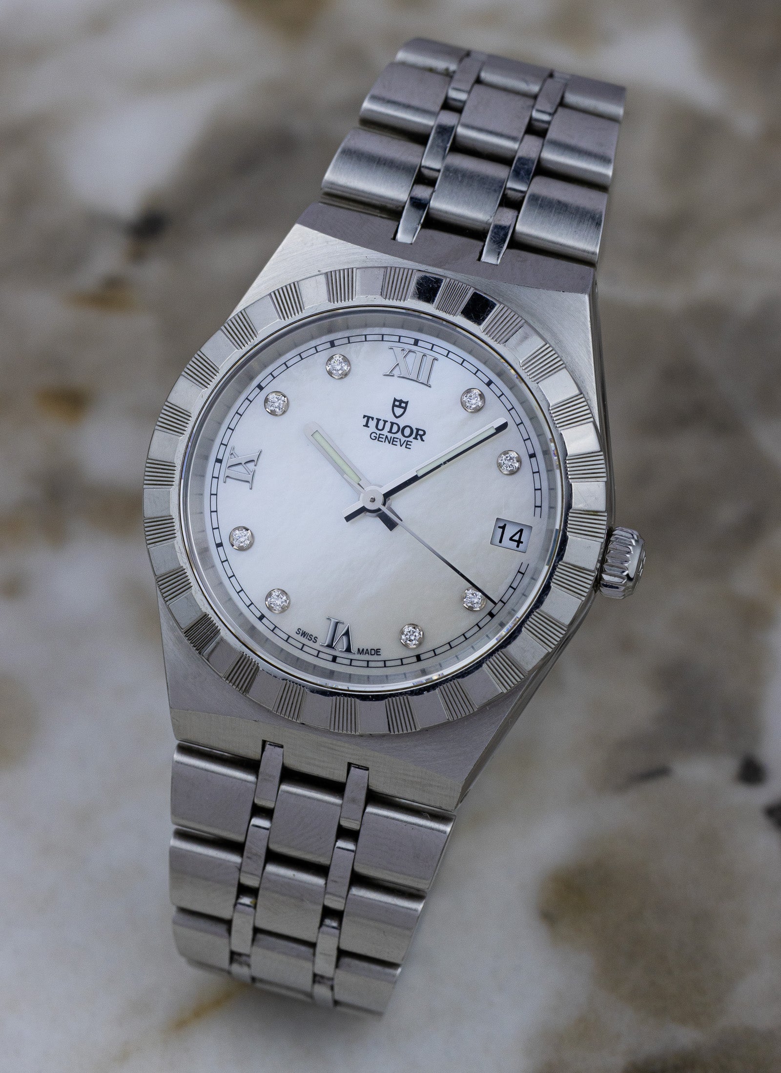 2020s Tudor Royal Diamonds MOP M28400-0005