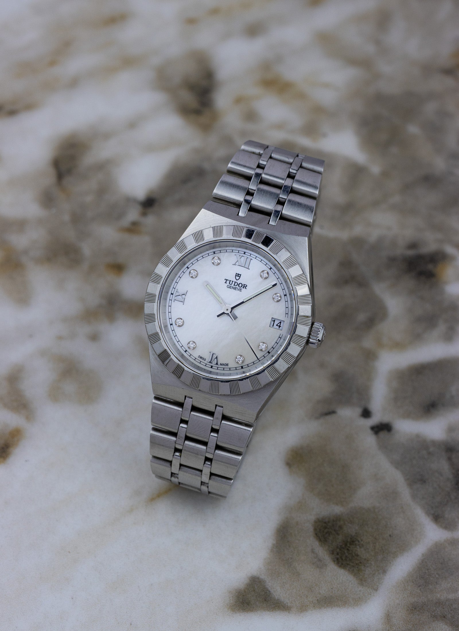 2020s Tudor Royal Diamonds MOP M28400-0005