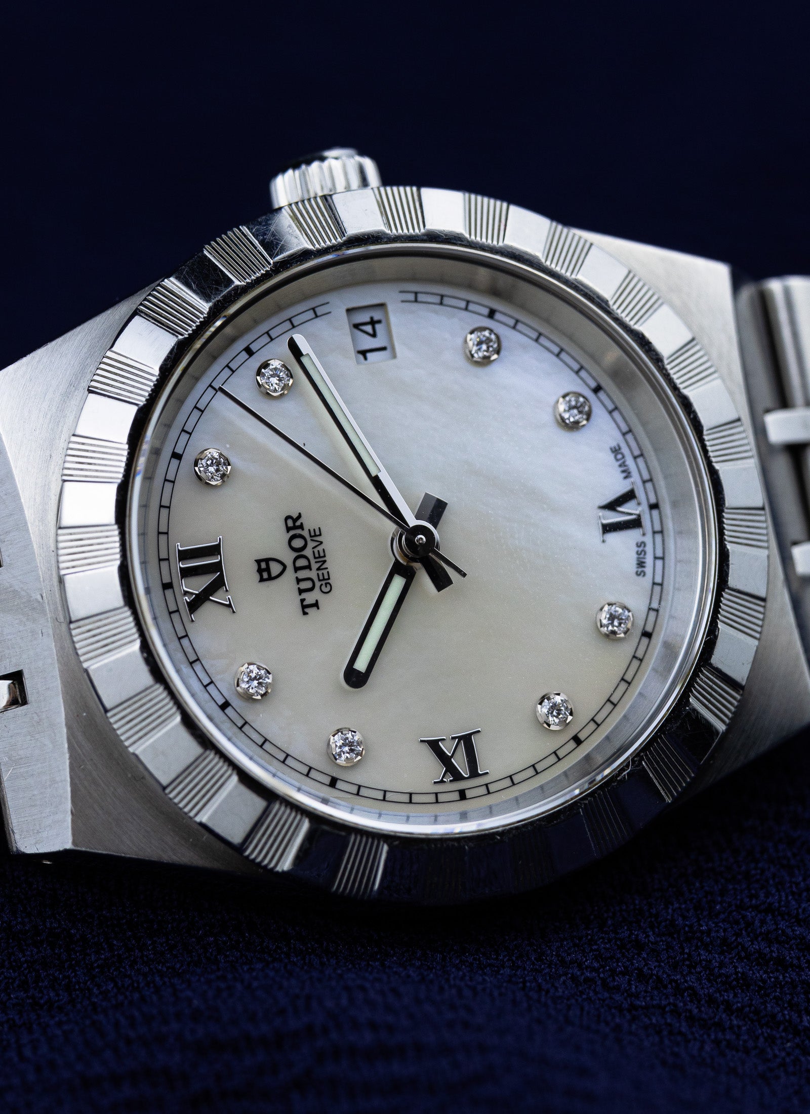 2020s Tudor Royal Diamonds MOP M28400-0005