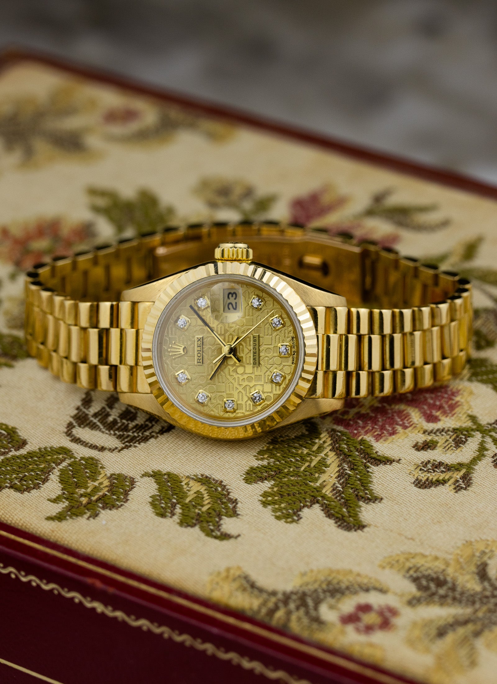 1987 18K Lady Rolex Datejust Diamonds Anniversary Dial 69178 Box