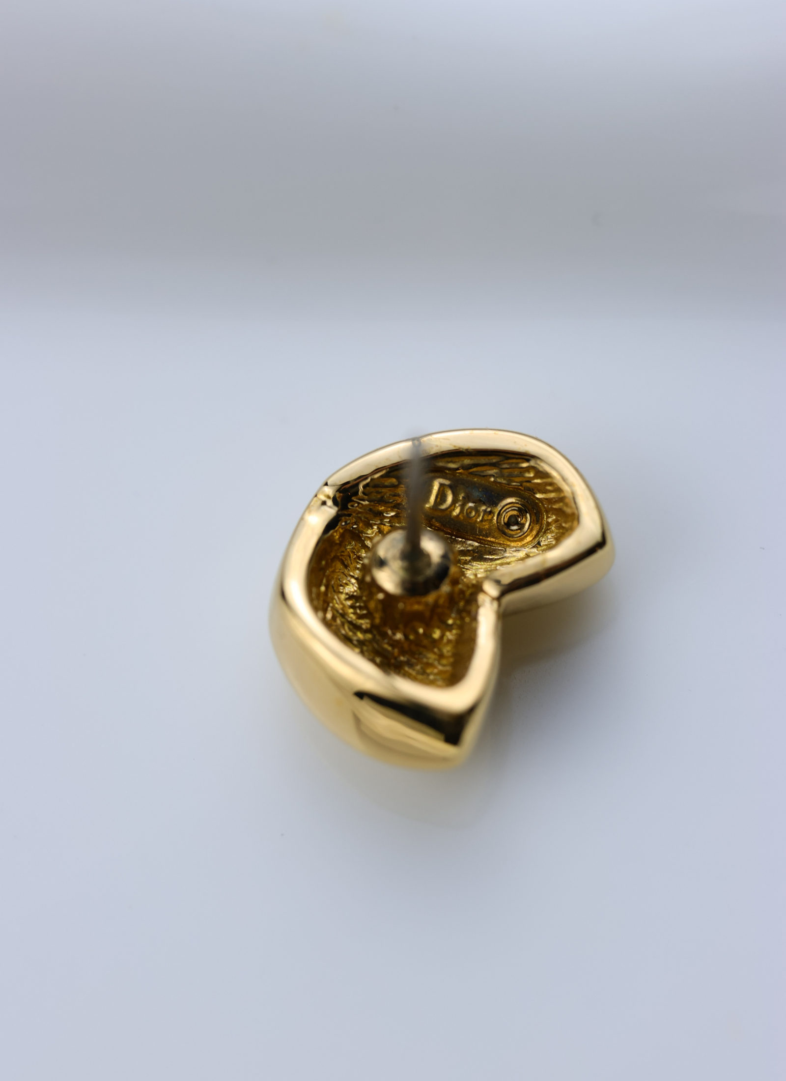 Christian Dior - pozłacane kolczyki (sztyfty)