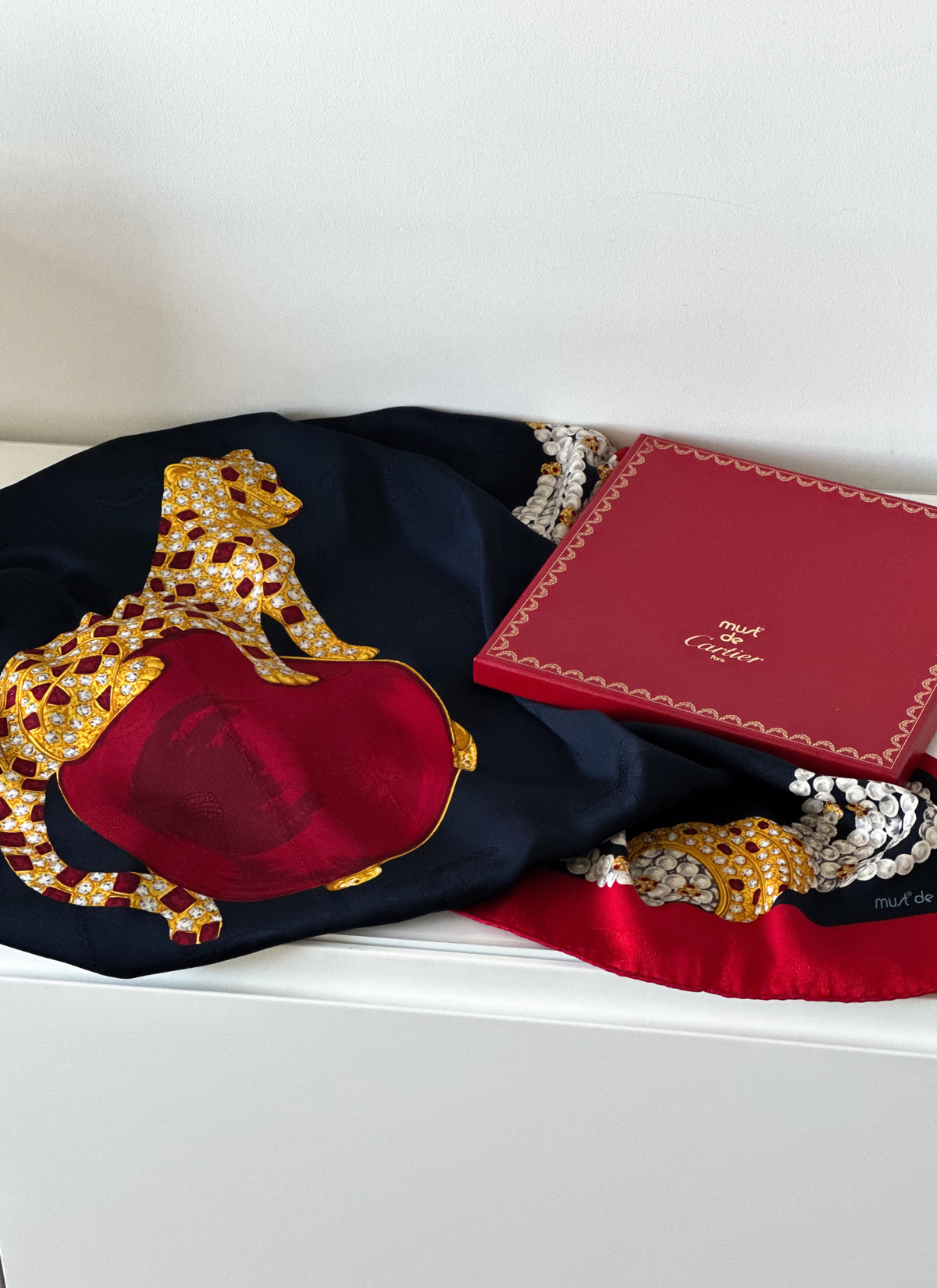 Cartier - jedwabna apaszka vintage Must de Cartier „La Panthère Royale”