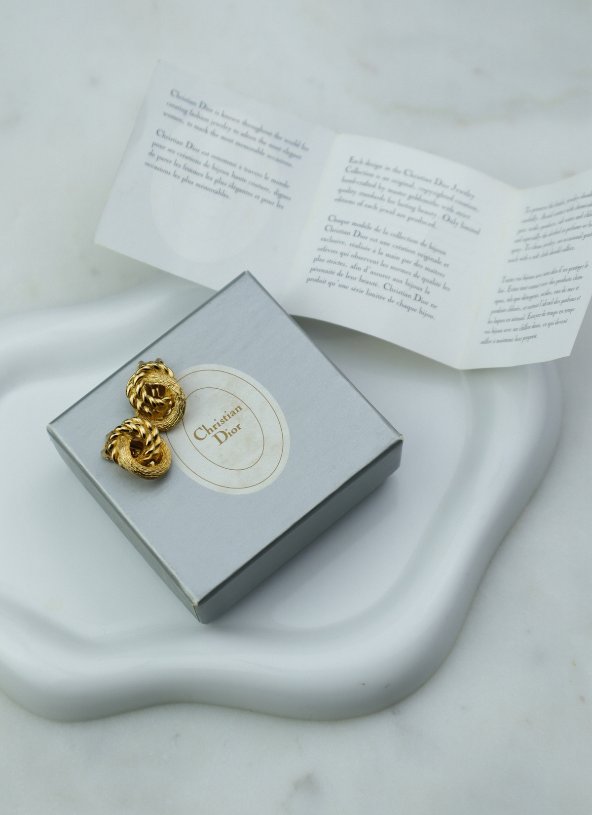 Christian Dior klipsy vintage z motywem węzła z pudełkiem