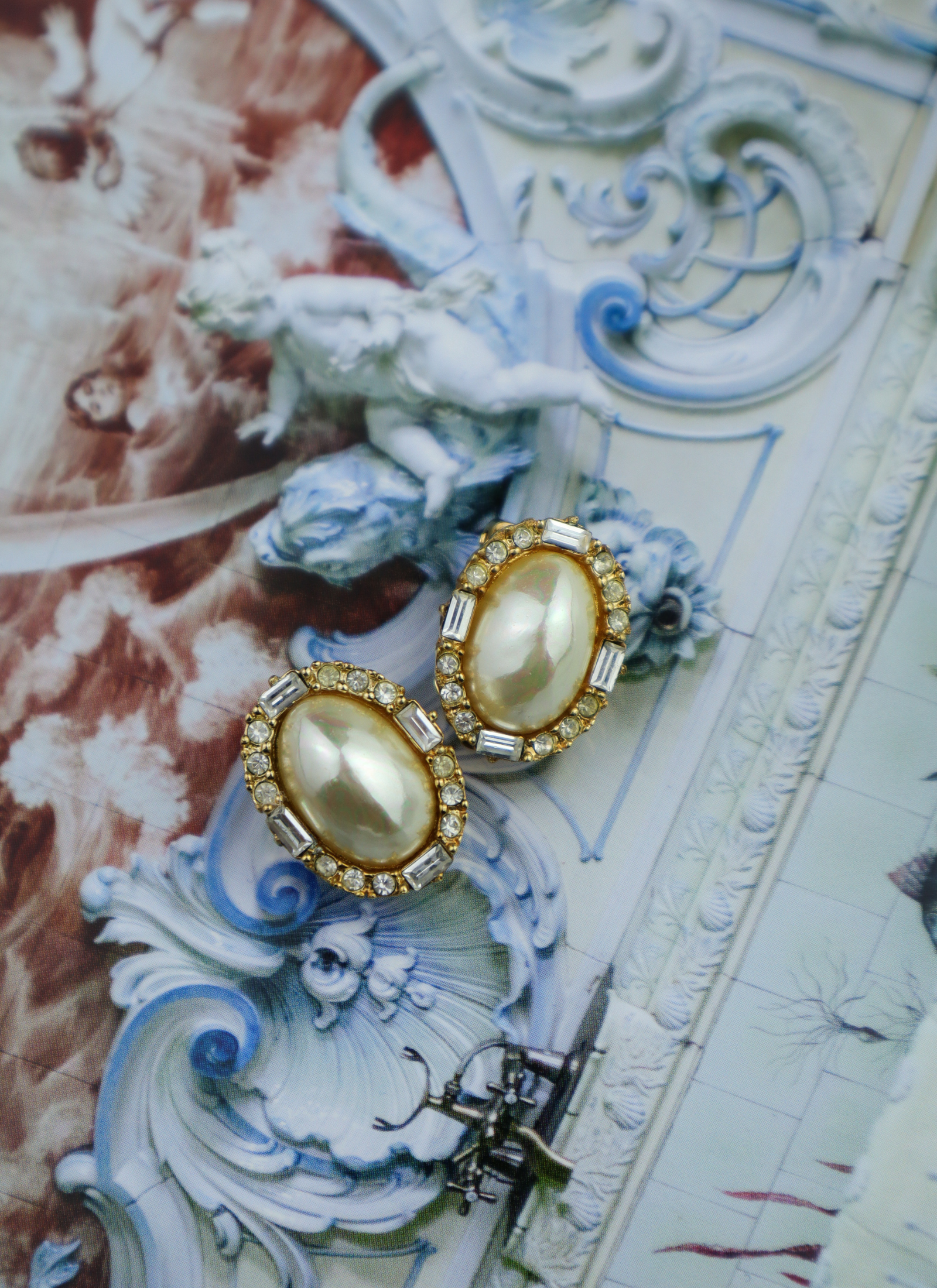 Christian Dior - klipsy z kryształkami i faux pearls