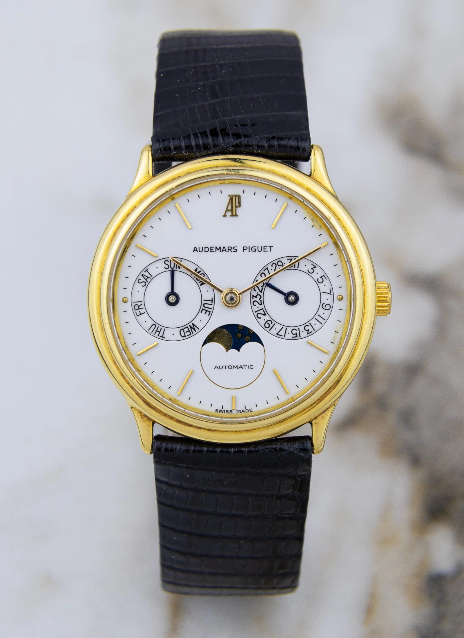 Pre-Order 1980s Audemars Piguet Moonphase Day-Date 25589