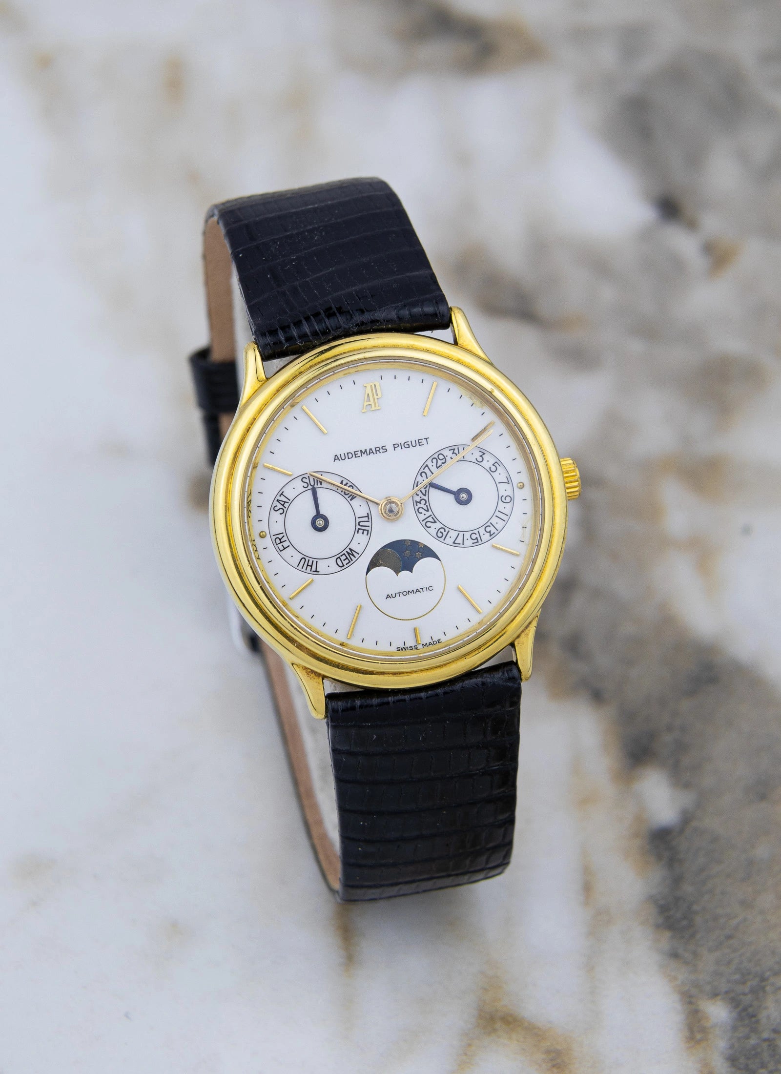 Pre-Order 1980s Audemars Piguet Moonphase Day-Date 25589