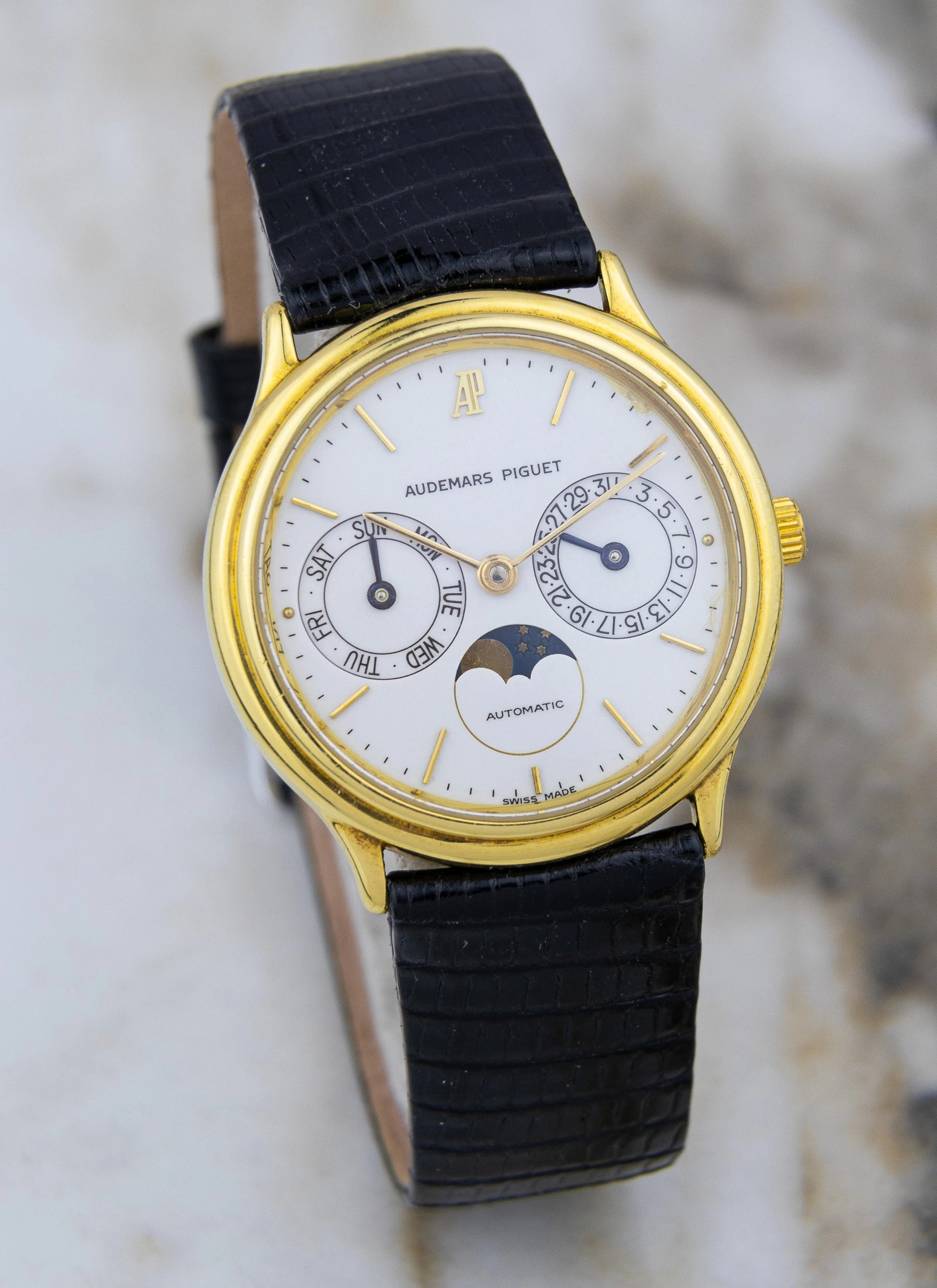 Pre-Order 1980s Audemars Piguet Moonphase Day-Date 25589