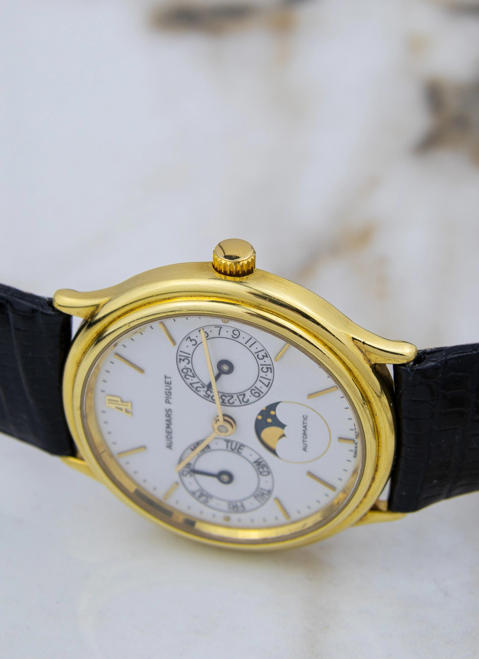 Pre-Order 1980s Audemars Piguet Moonphase Day-Date 25589