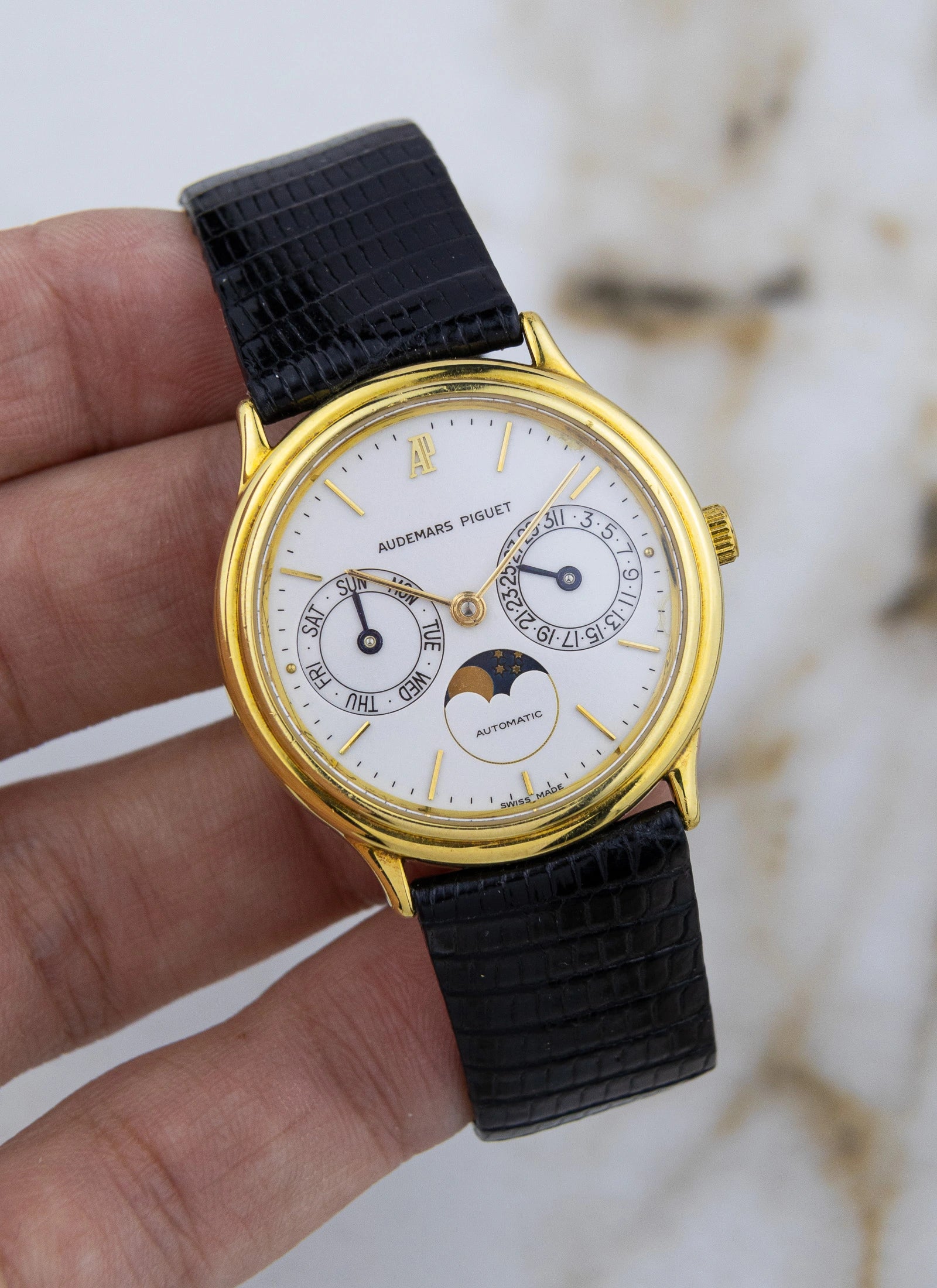 Pre-Order 1980s Audemars Piguet Moonphase Day-Date 25589