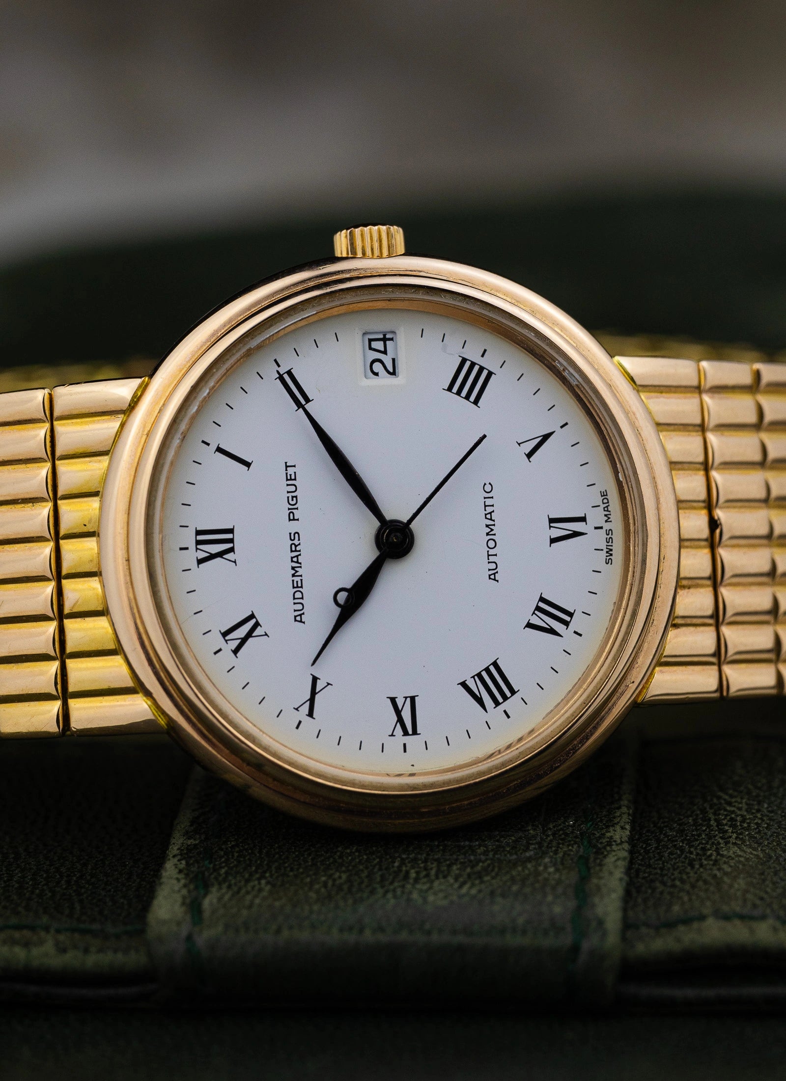 1990 18K Audemars Piguet Roman Dial 14405 Full Set