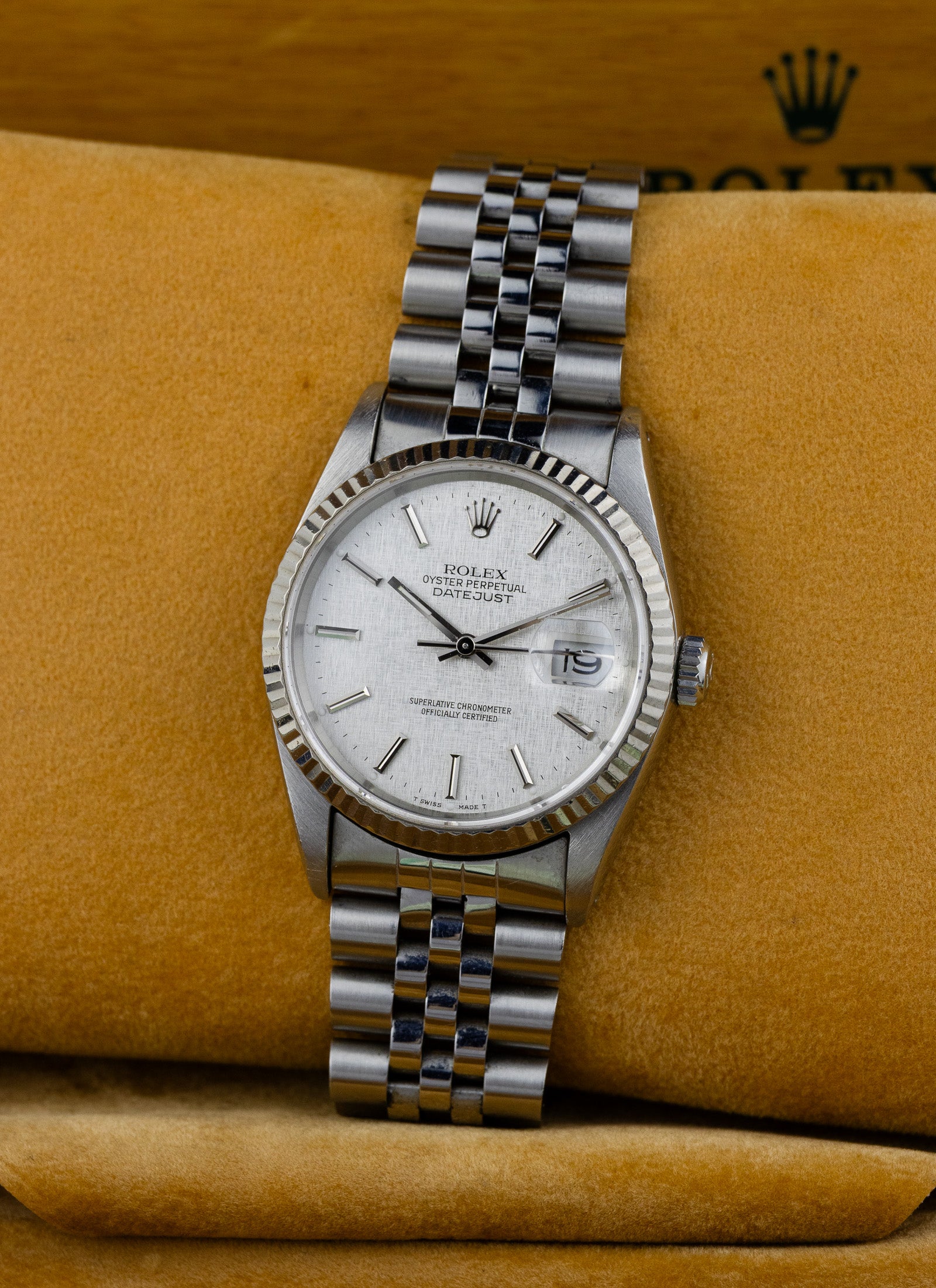 1990 Rolex Datejust Silver Linen Dial 16234 Full Set
