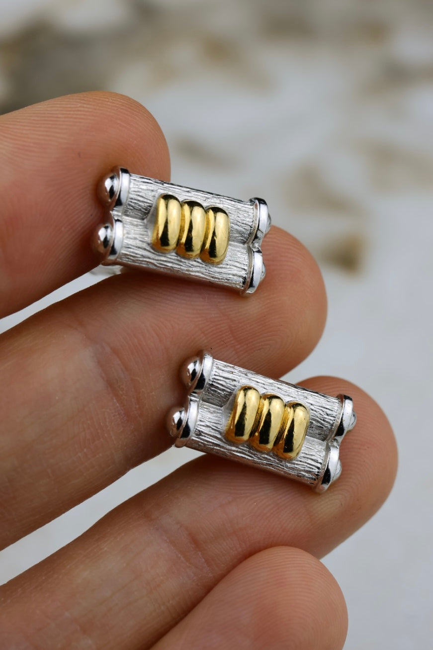 Christian Dior – stalowe spinki z pozłacanym motywem pergaminu (SP015)