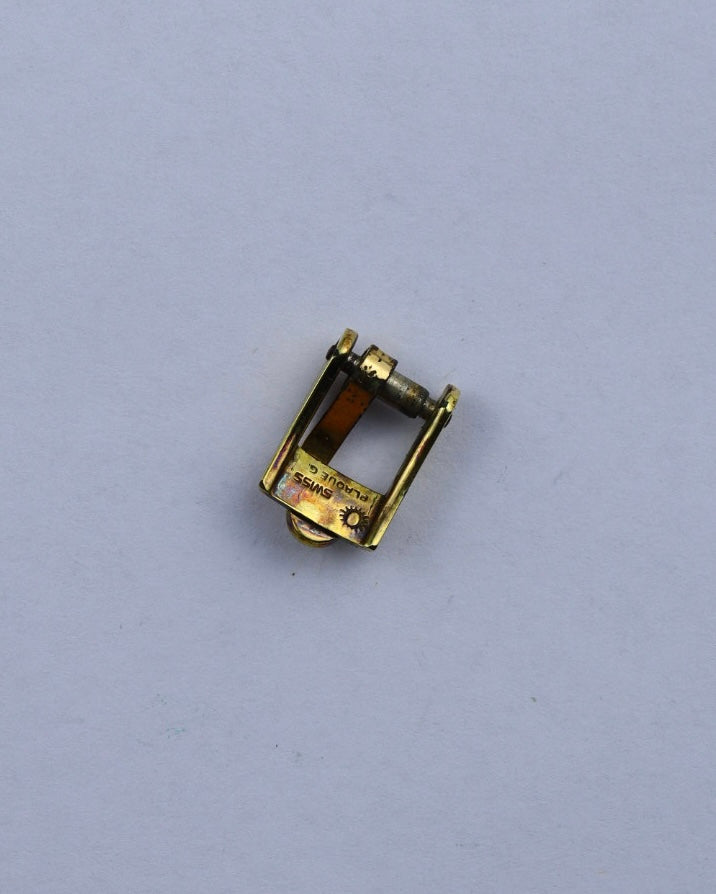 Pozłacana sprzączka klamerka Omega 5 mm