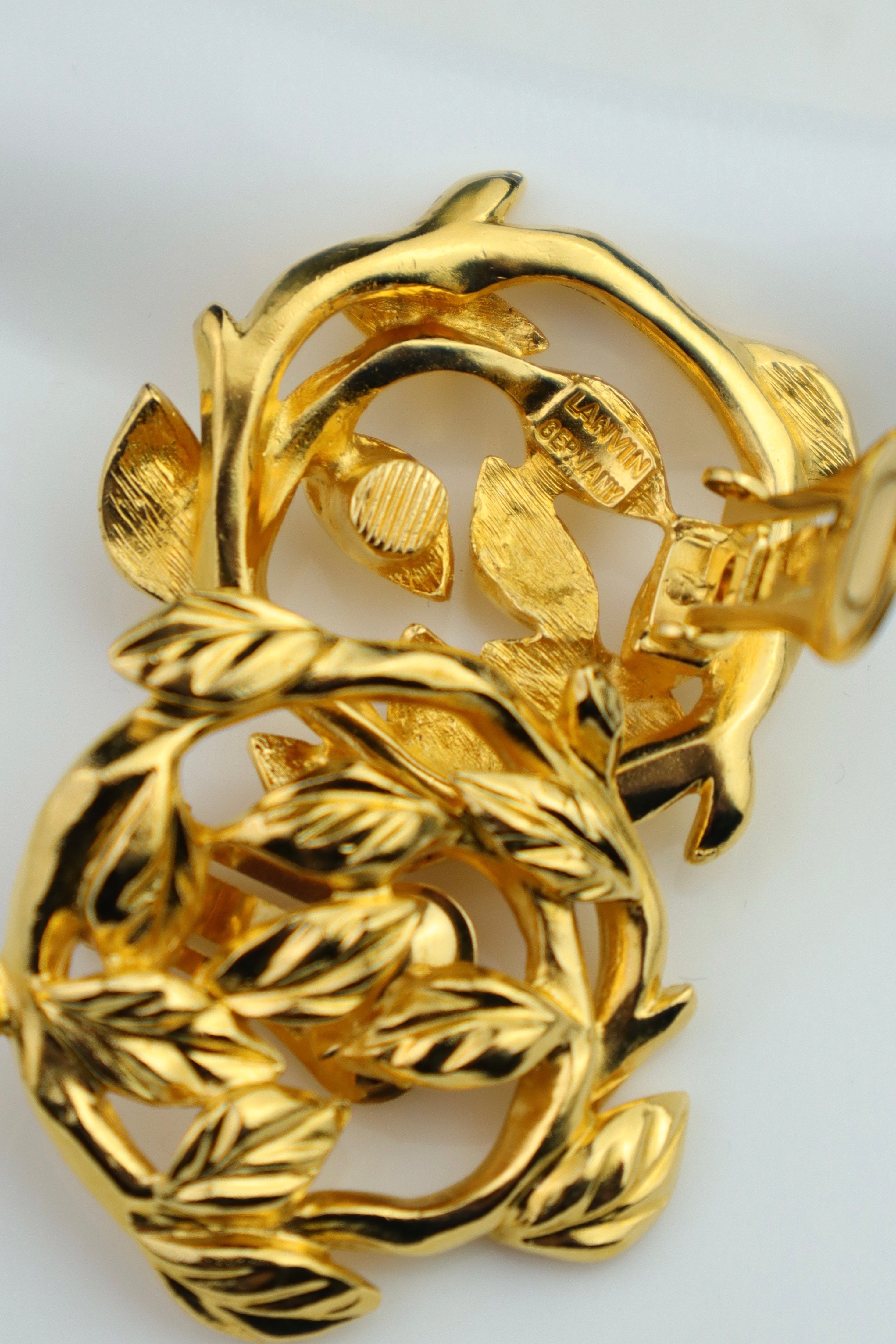 LANVIN - pozłacane klipsy vintage "Złote Liście"