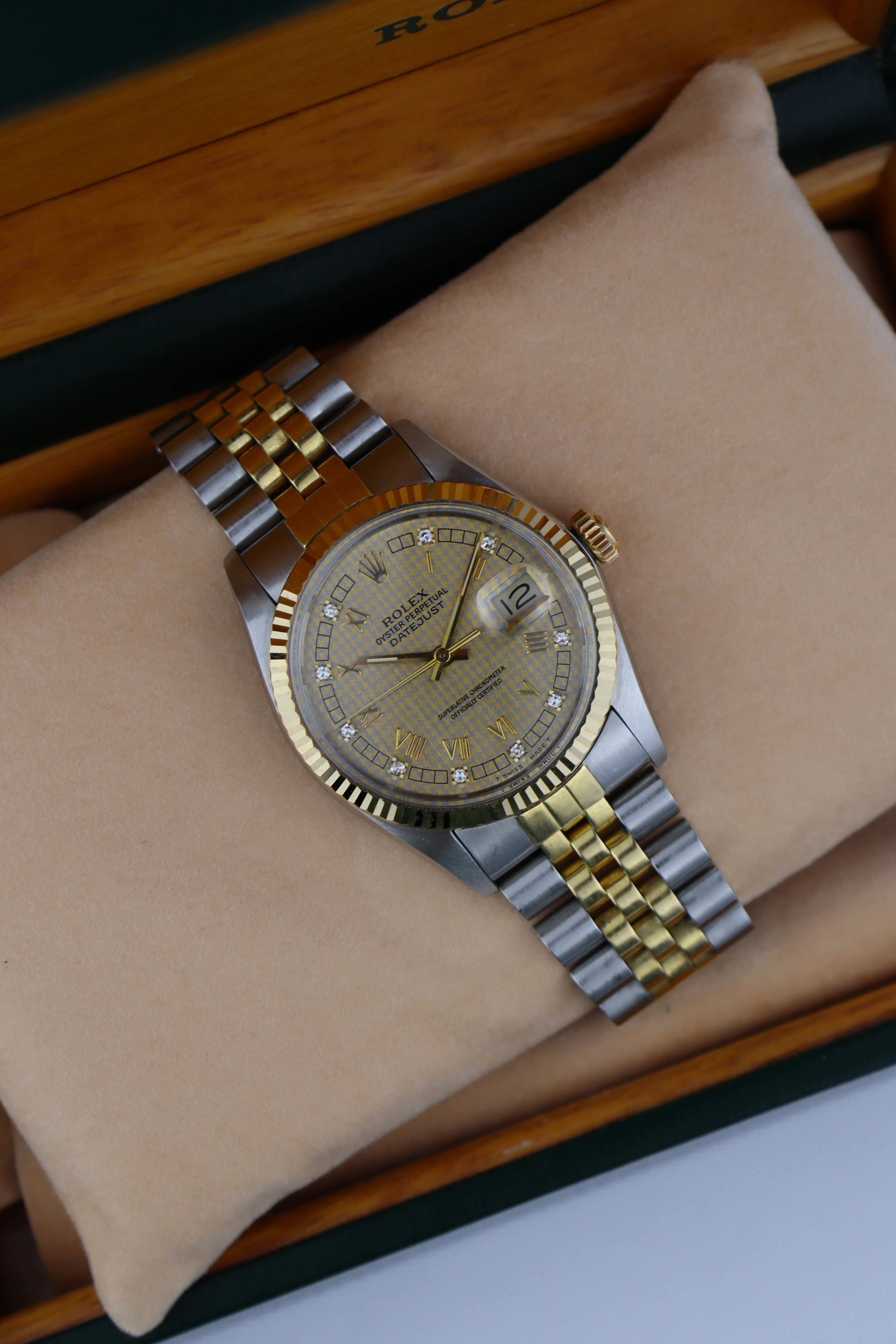 1985 Rolex Datejust 16013 Houndstooth Dial Box + Papers