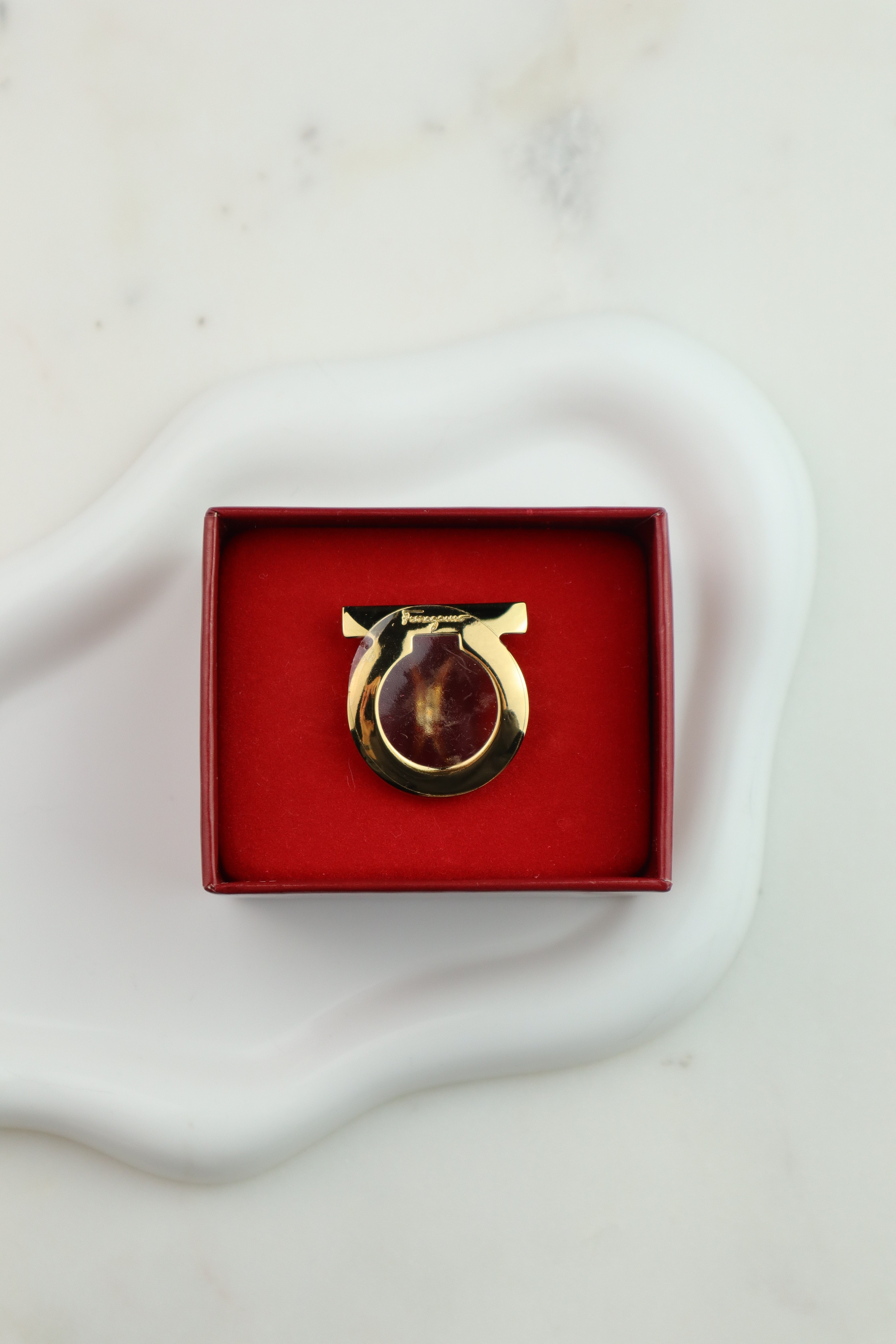 Salvatore Ferragamo - pierścień/ring do apaszki