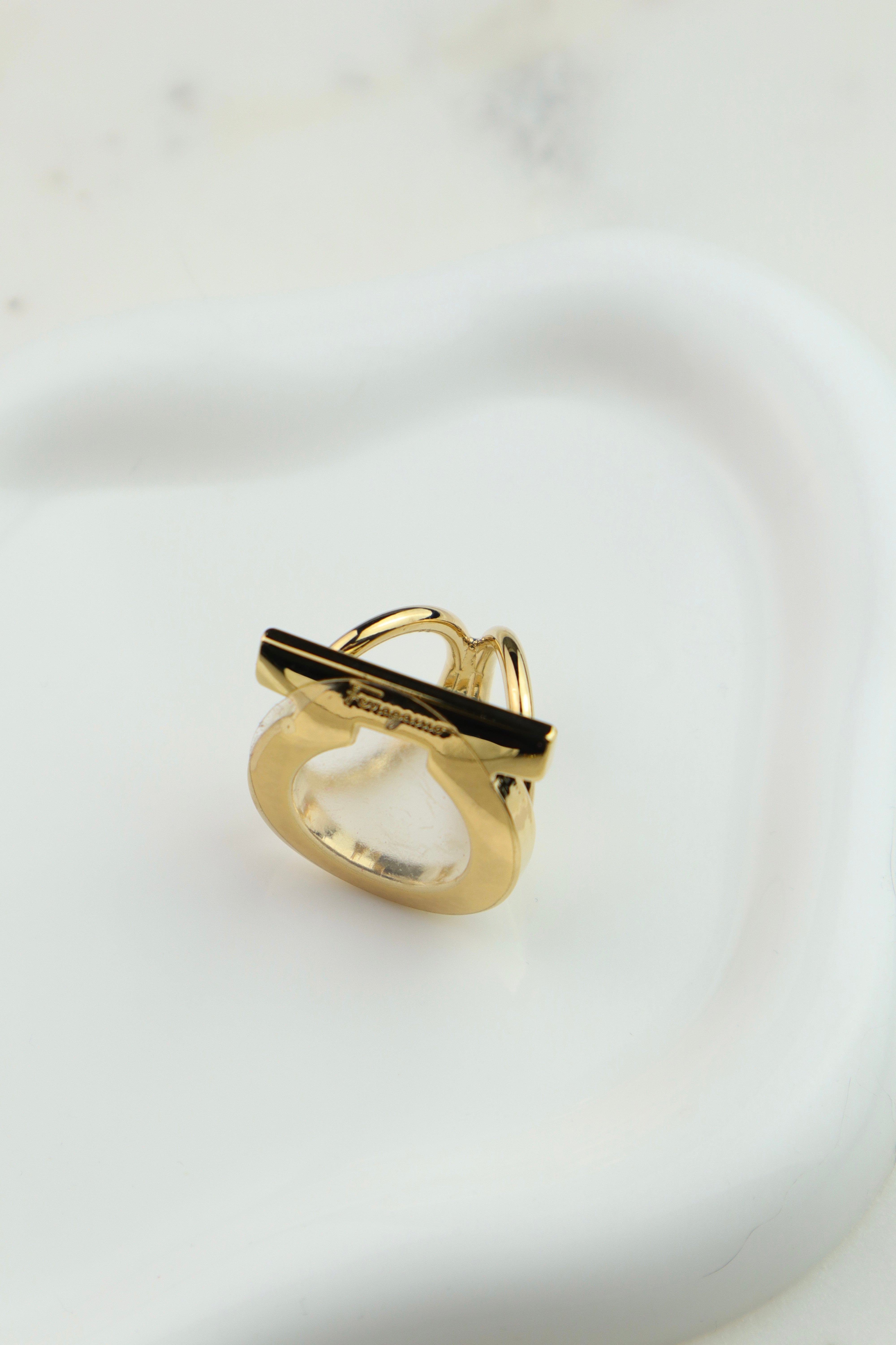 Salvatore Ferragamo - pierścień/ring do apaszki