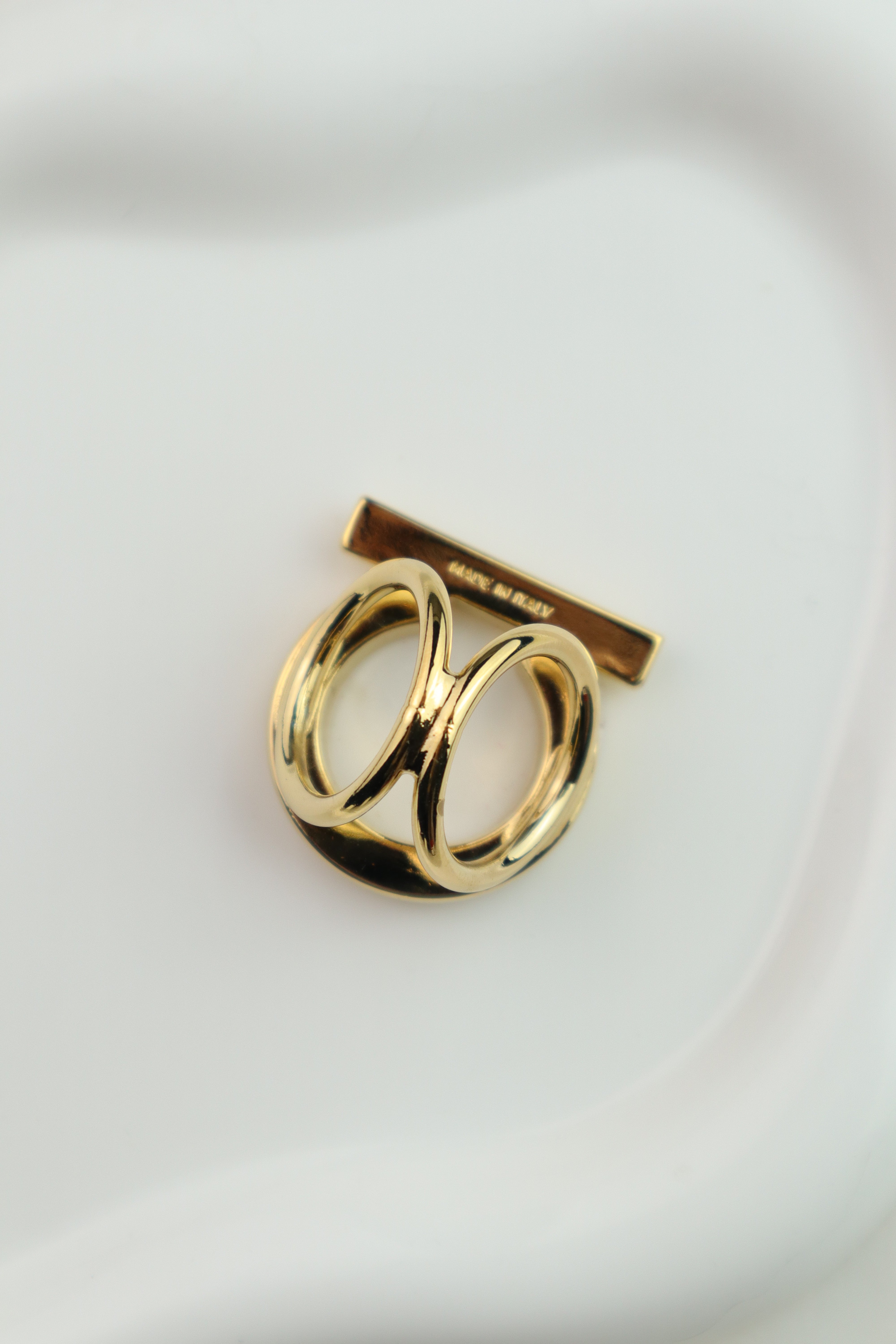 Salvatore Ferragamo - pierścień/ring do apaszki