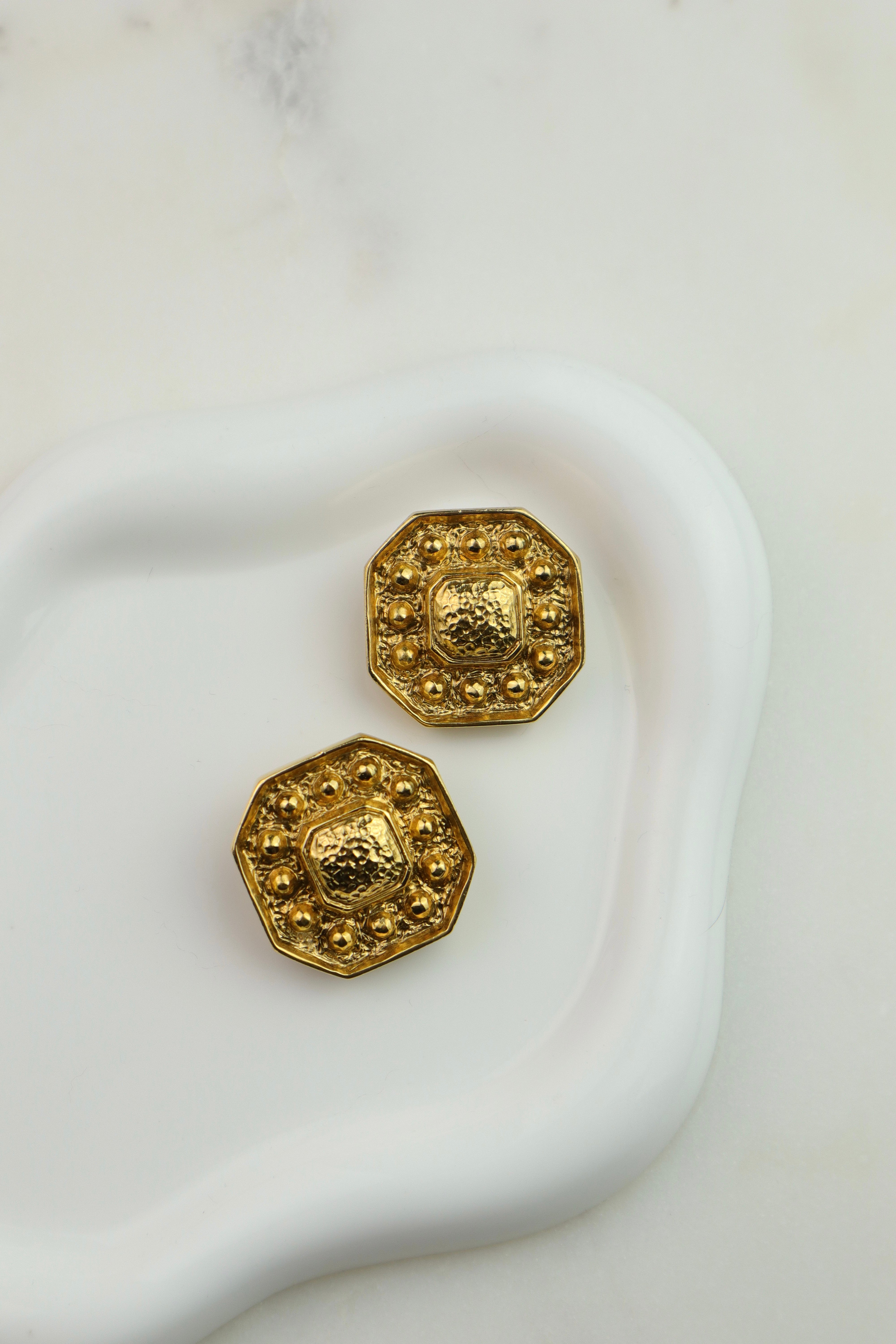 Yves Saint Laurent - ośmiokątne klipsy vintage