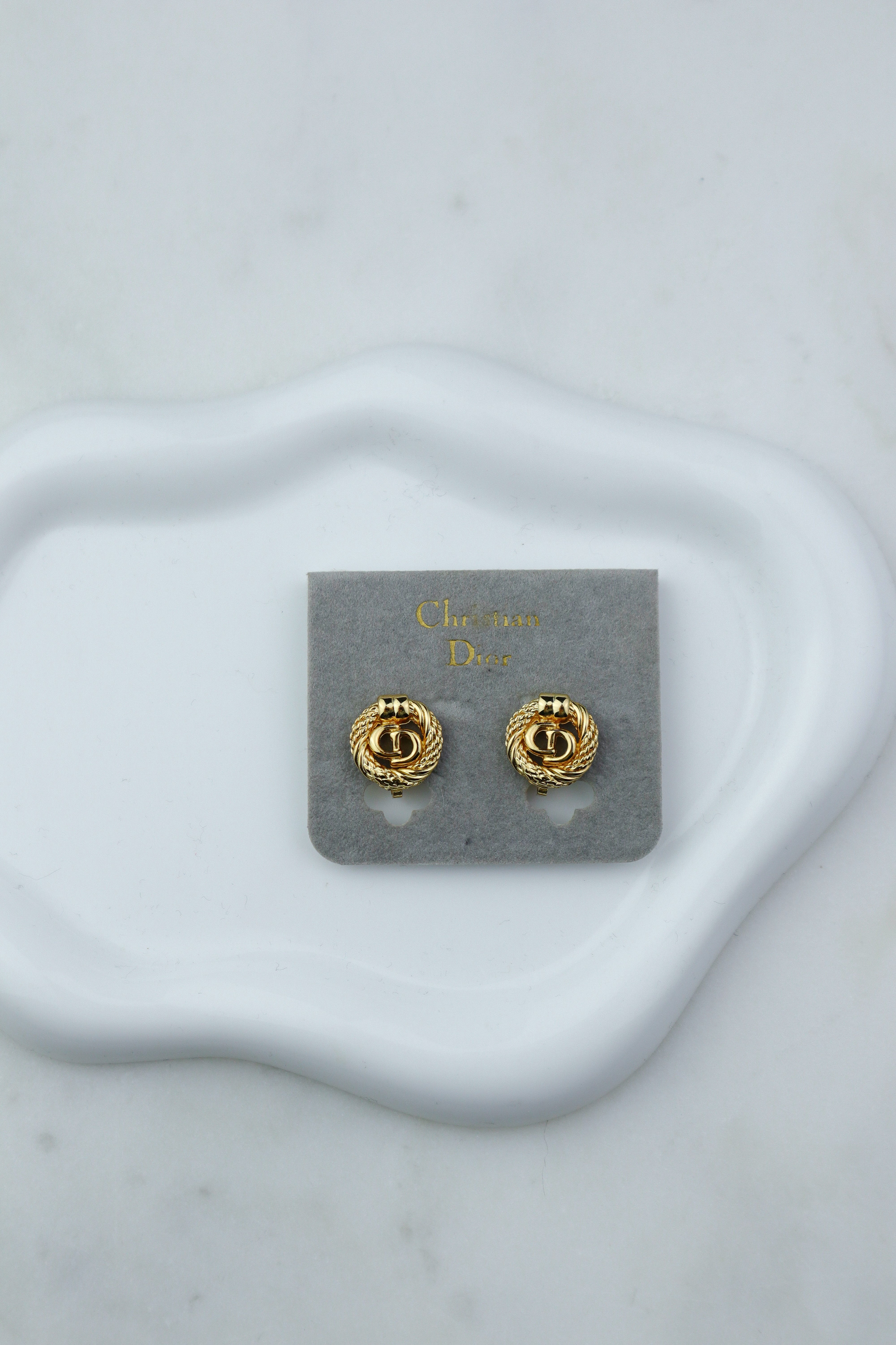 Christian Dior - klipsy vintage w logowanie