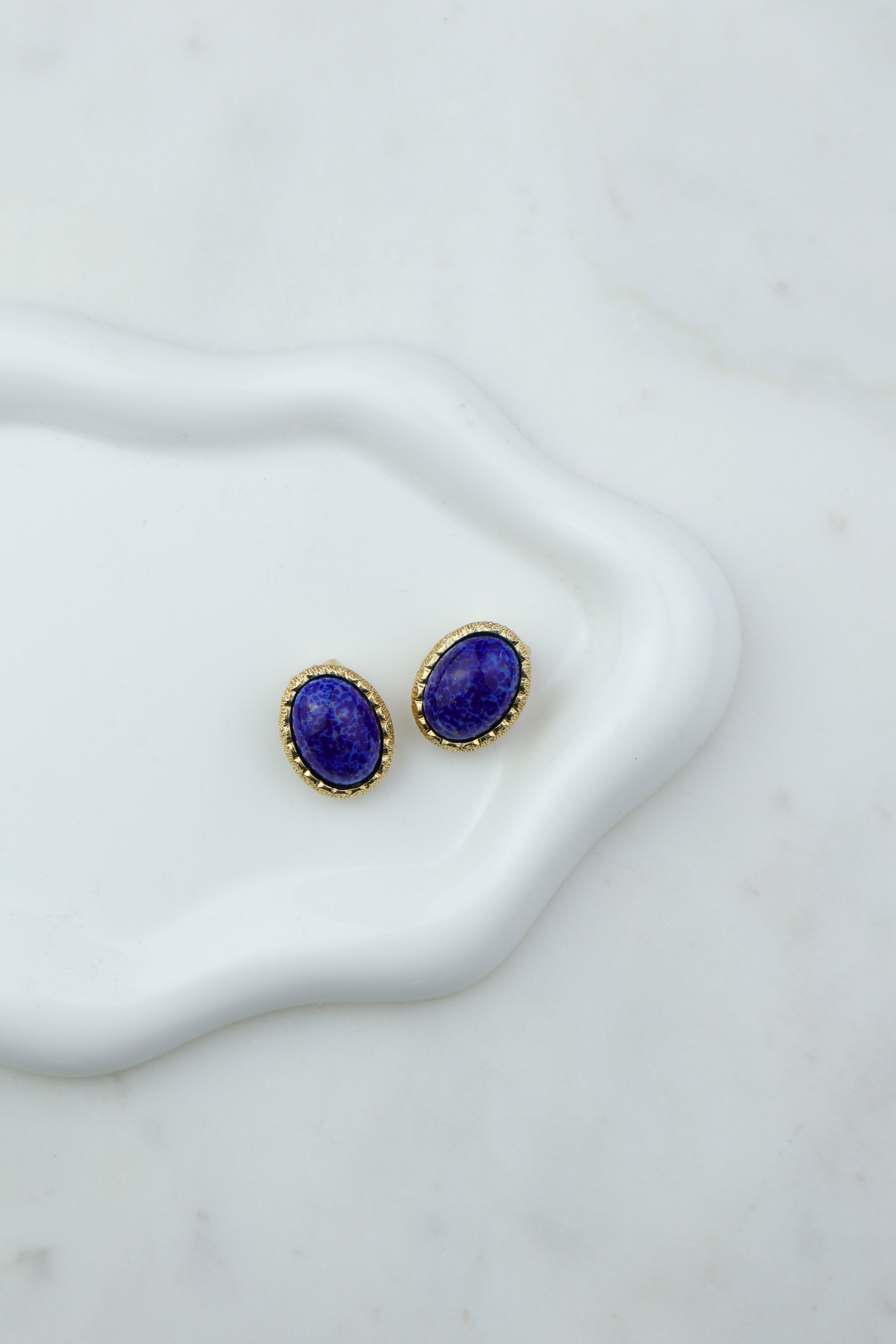 Dior - klipsy vintage z kobaltowym kamieniem w stylu lapis lazuli