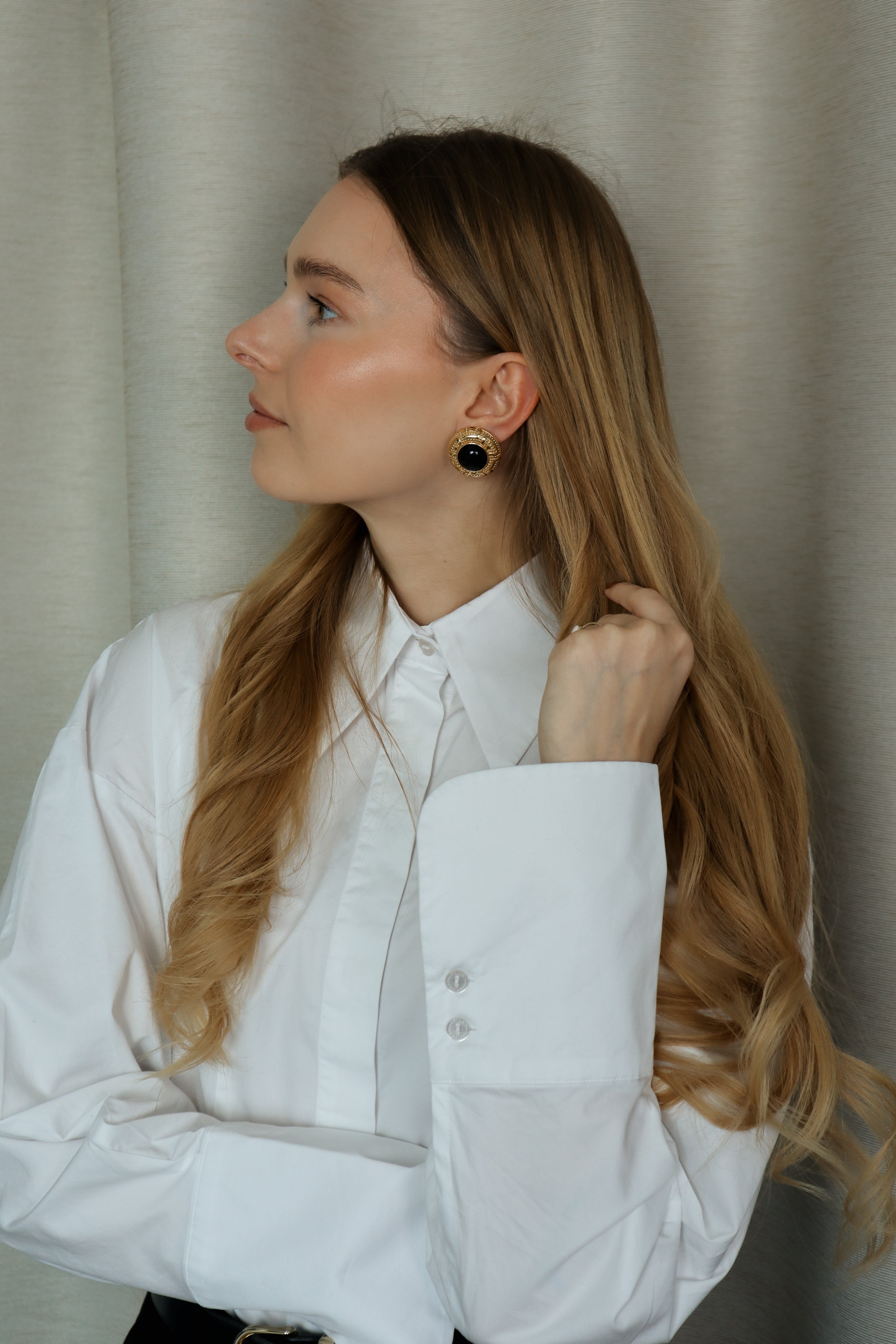 Christian Dior - vintage klipsy z czarnym kaboszonem