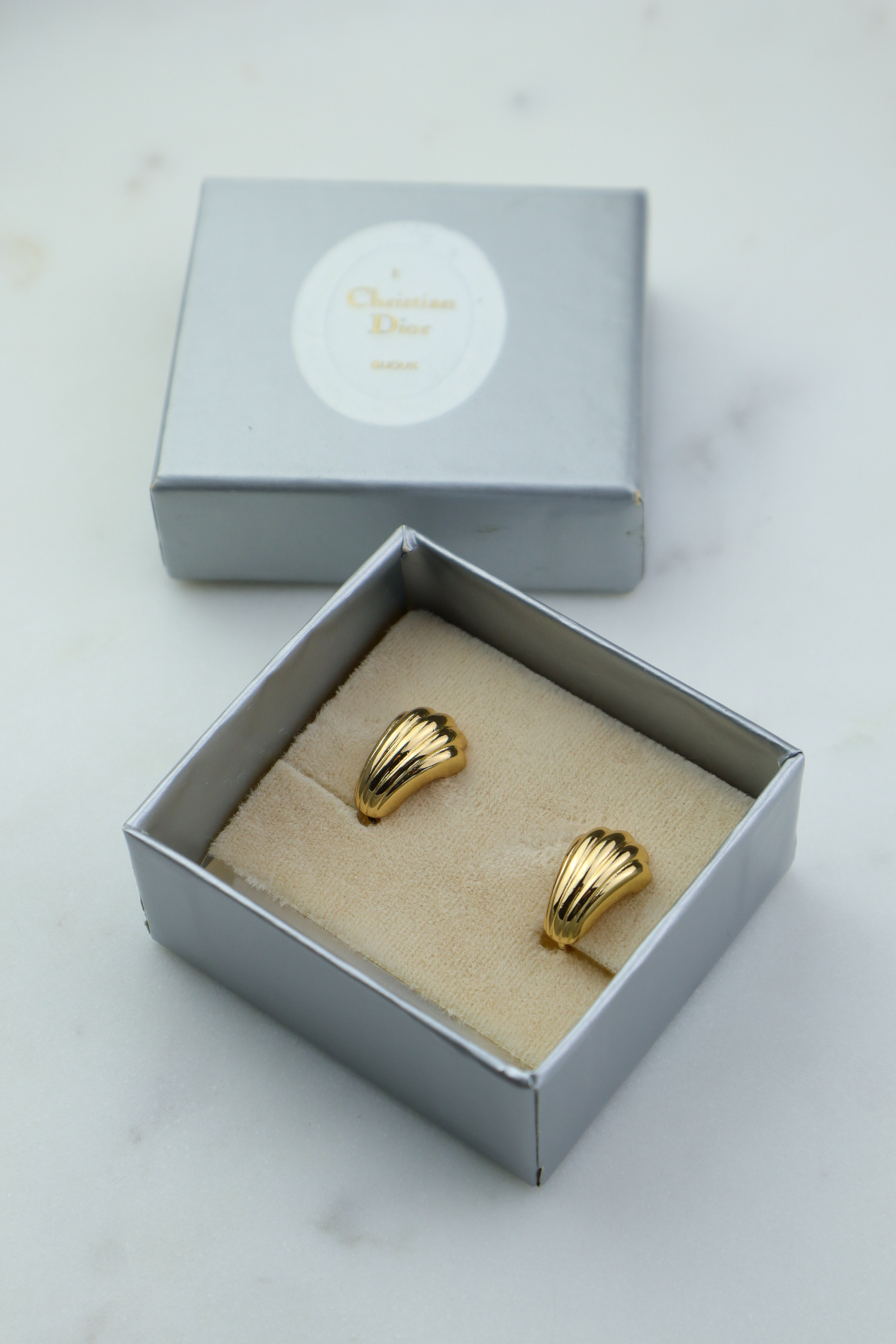 Christian Dior - vintage klipsy muszelki