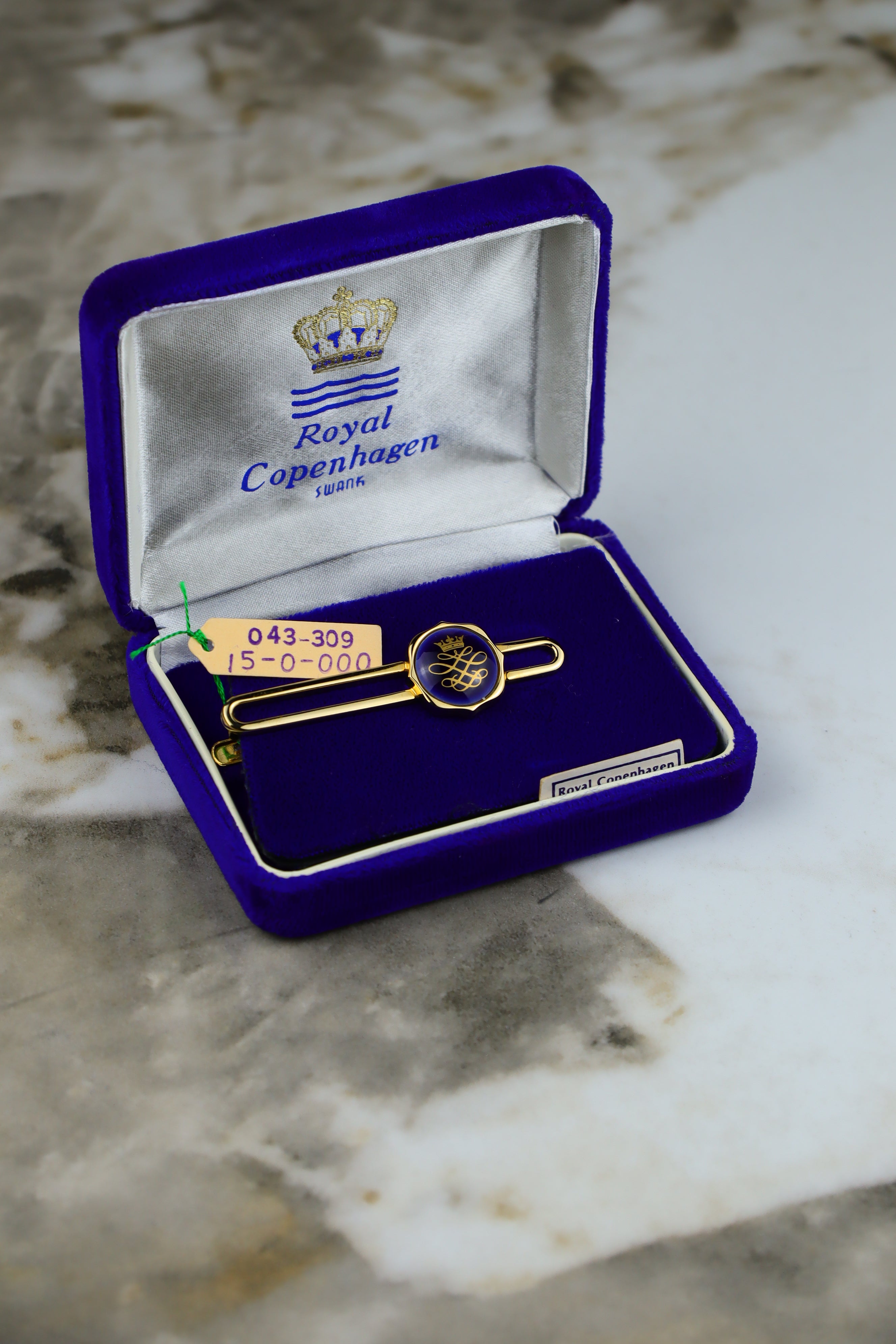 Royal Copenhagen – spinka do krawatu pozłacana z marynarskim emblematem (S17)