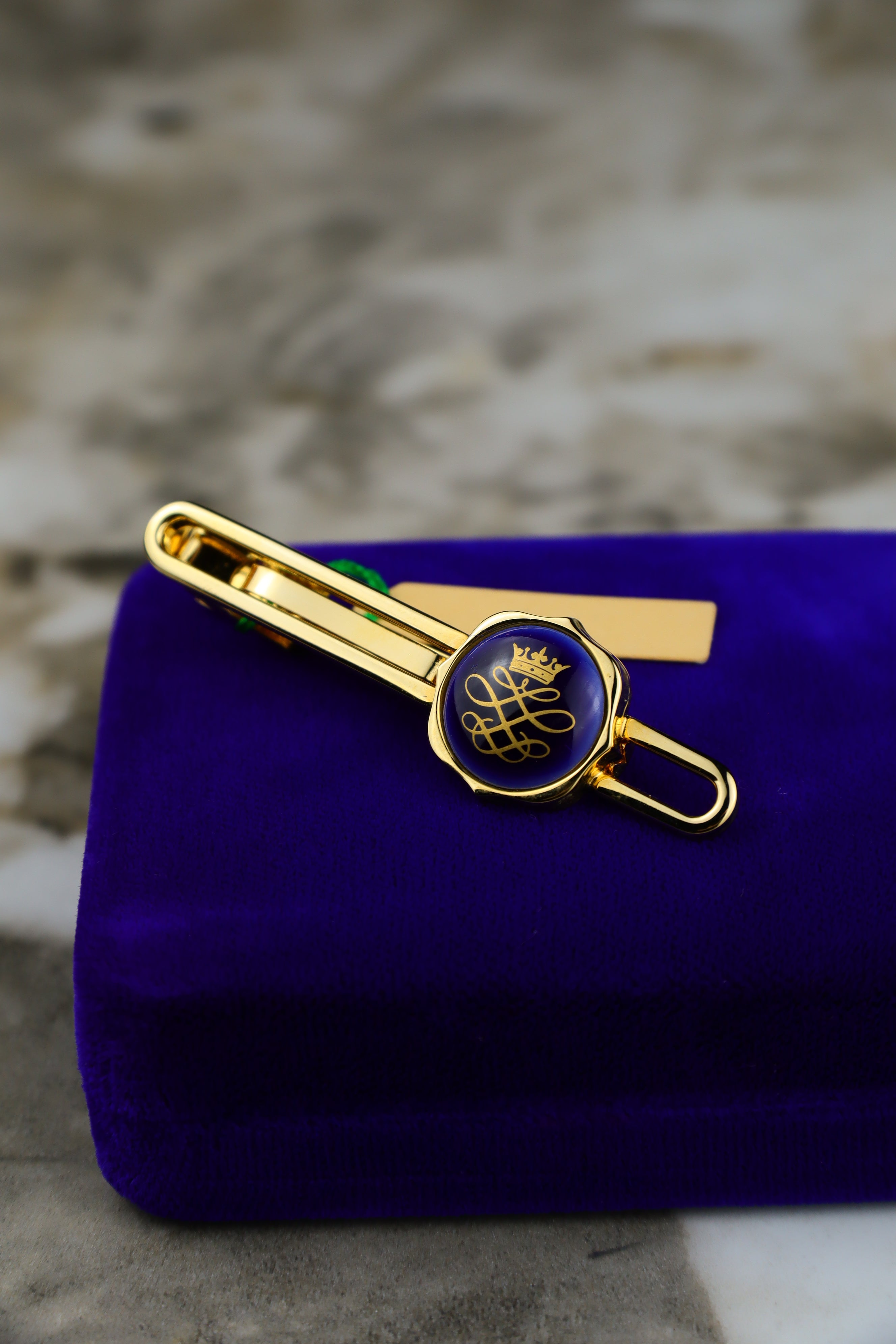 Royal Copenhagen – spinka do krawatu pozłacana z marynarskim emblematem (S17)