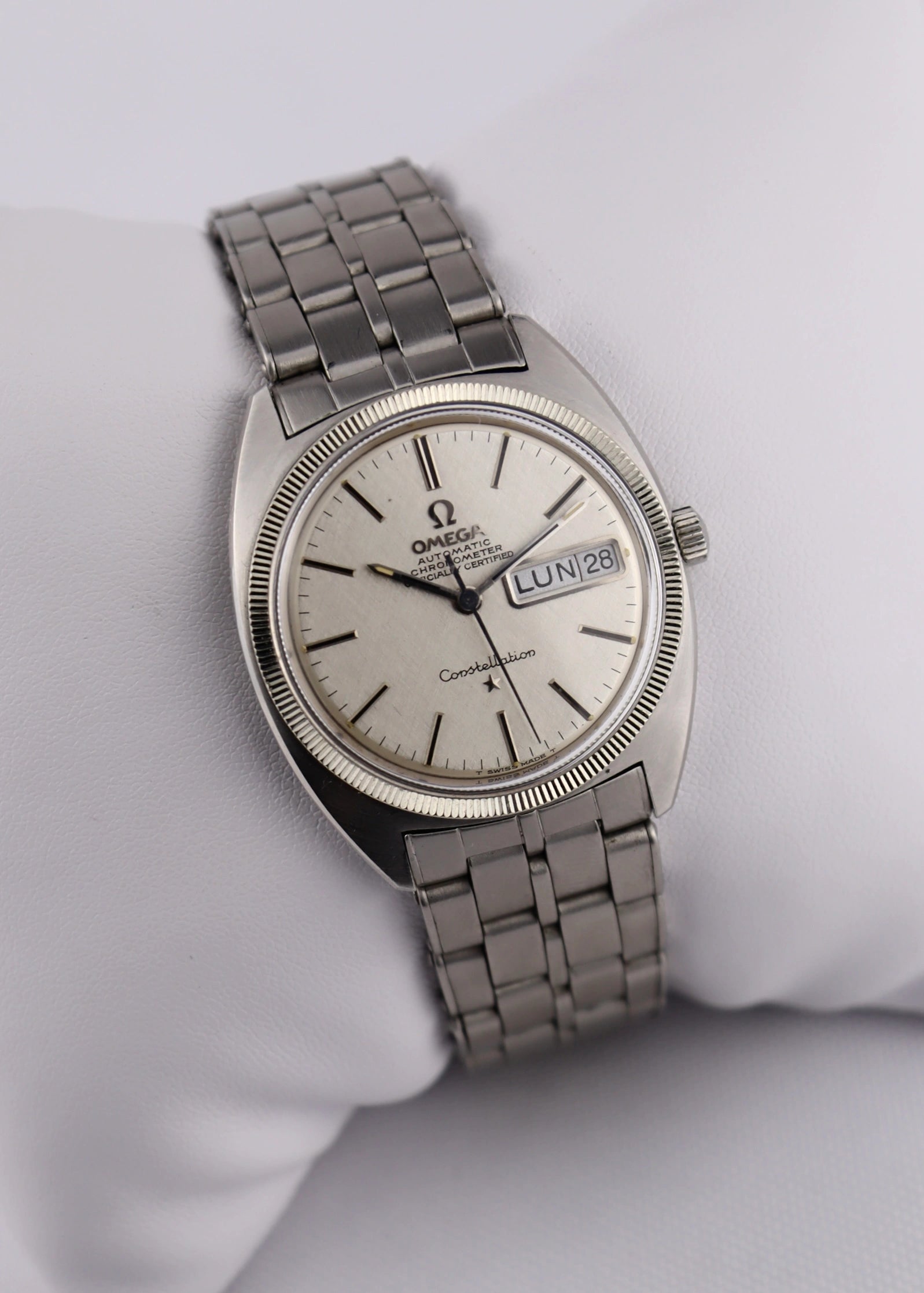 1968 18K/SS Omega Constellation C-Shaped 168.0029 cal. 751