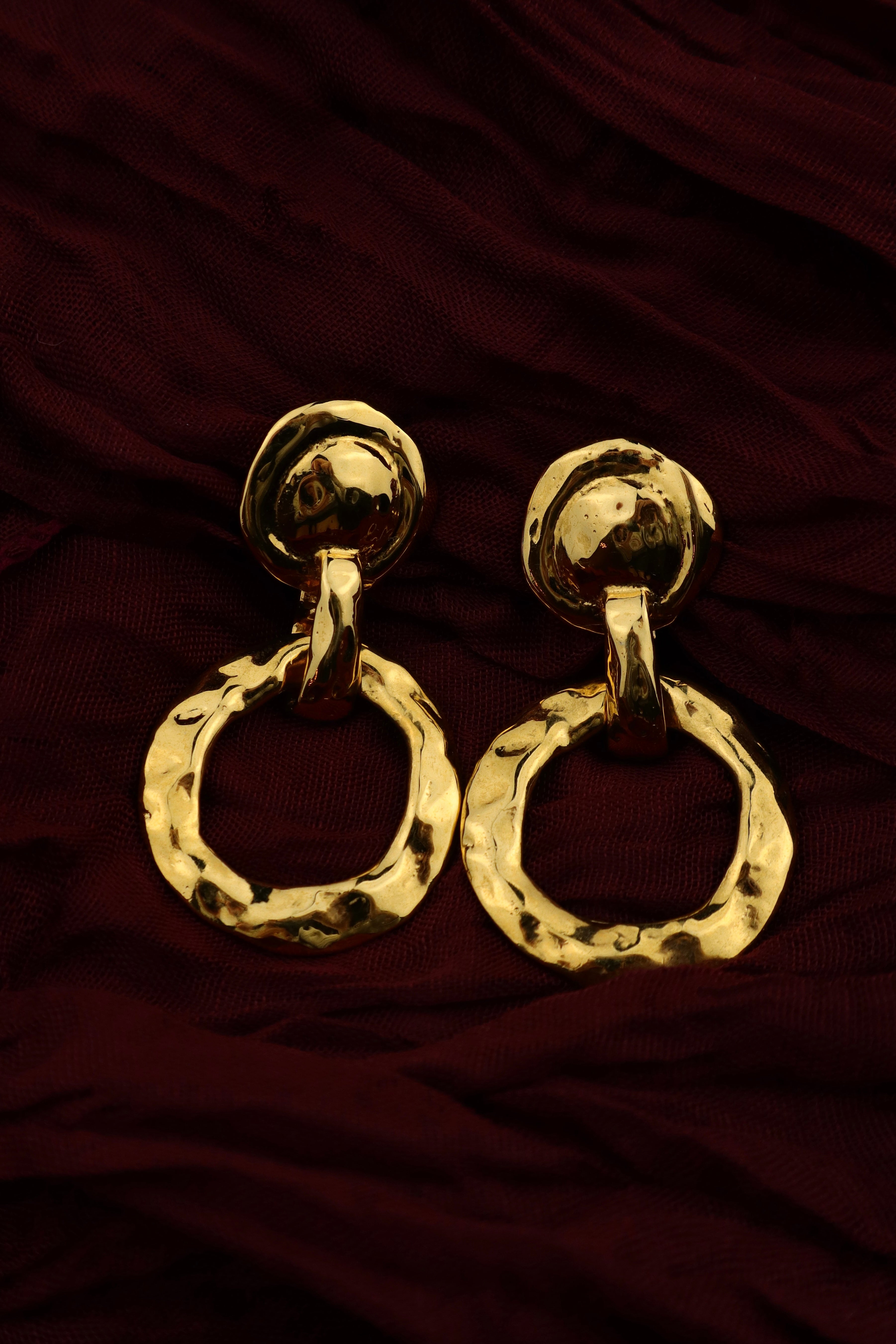 Yves Saint Laurent - pozłacane klipsy obręcze