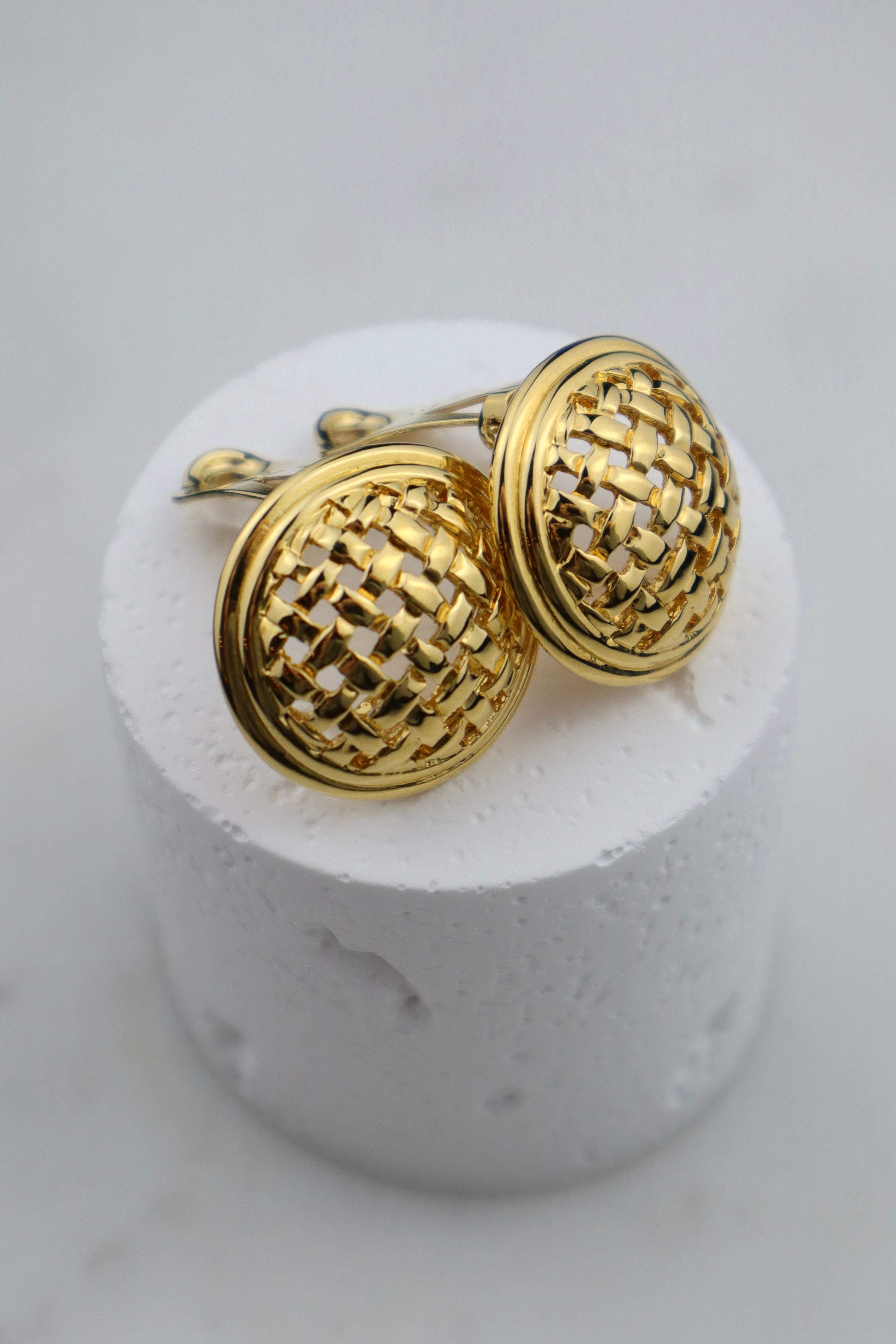 Yves Saint Laurent - 24k pozłacane plecione klipsy