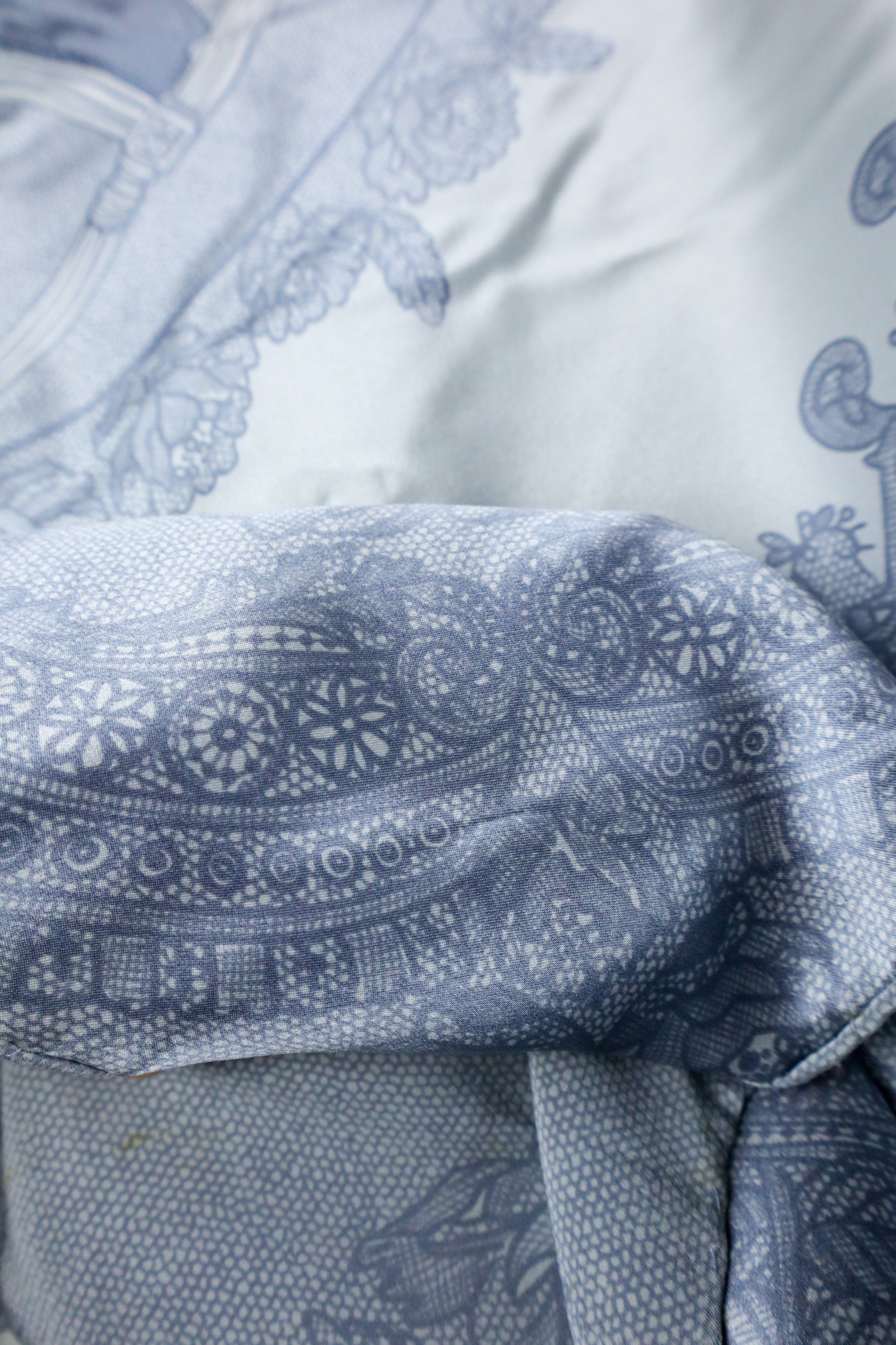 Christian Dior - unikatowy jedwabny szal „Toile de Jouy Chair”