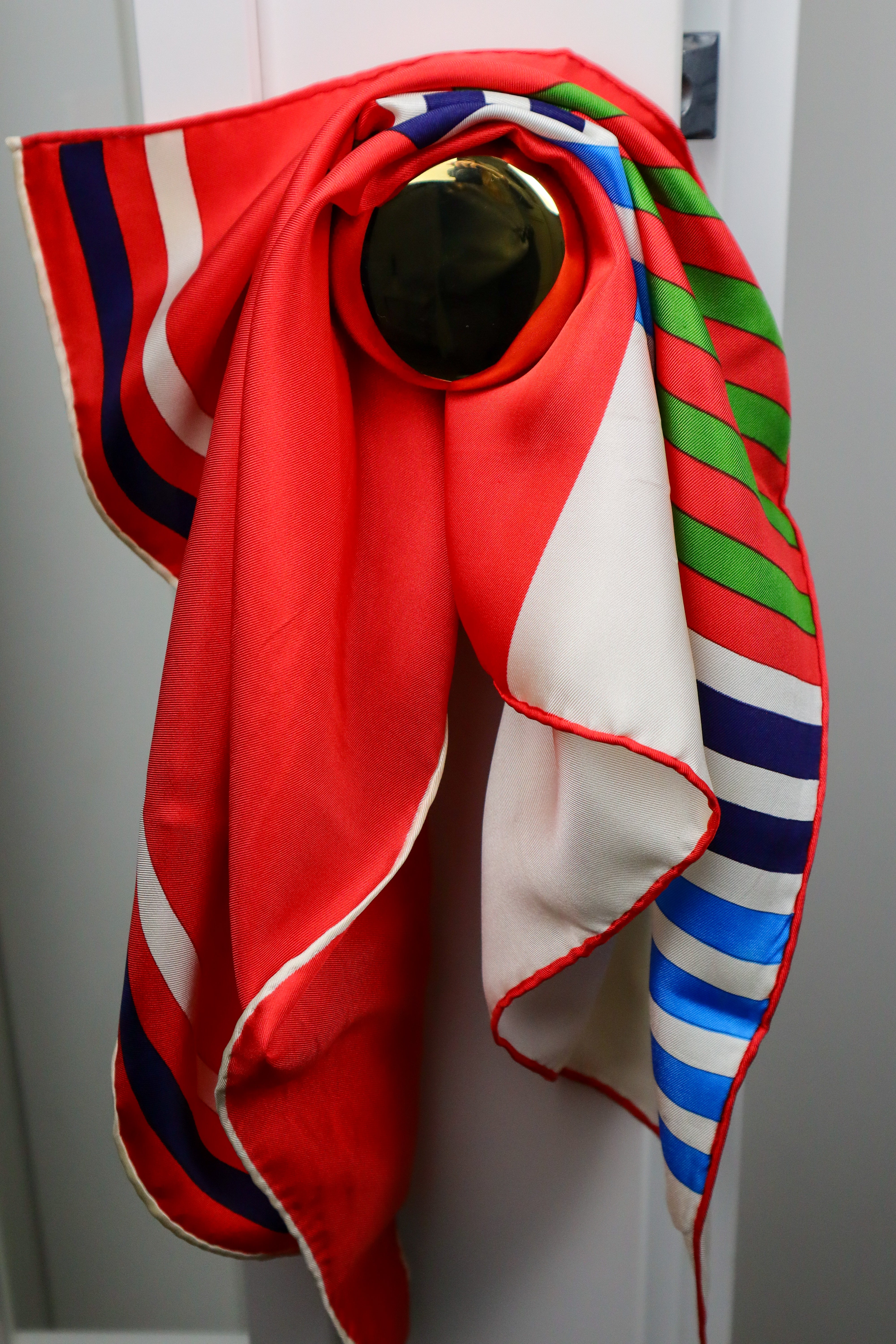 Christian Dior - jedwabna apaszka "Marine Lines"